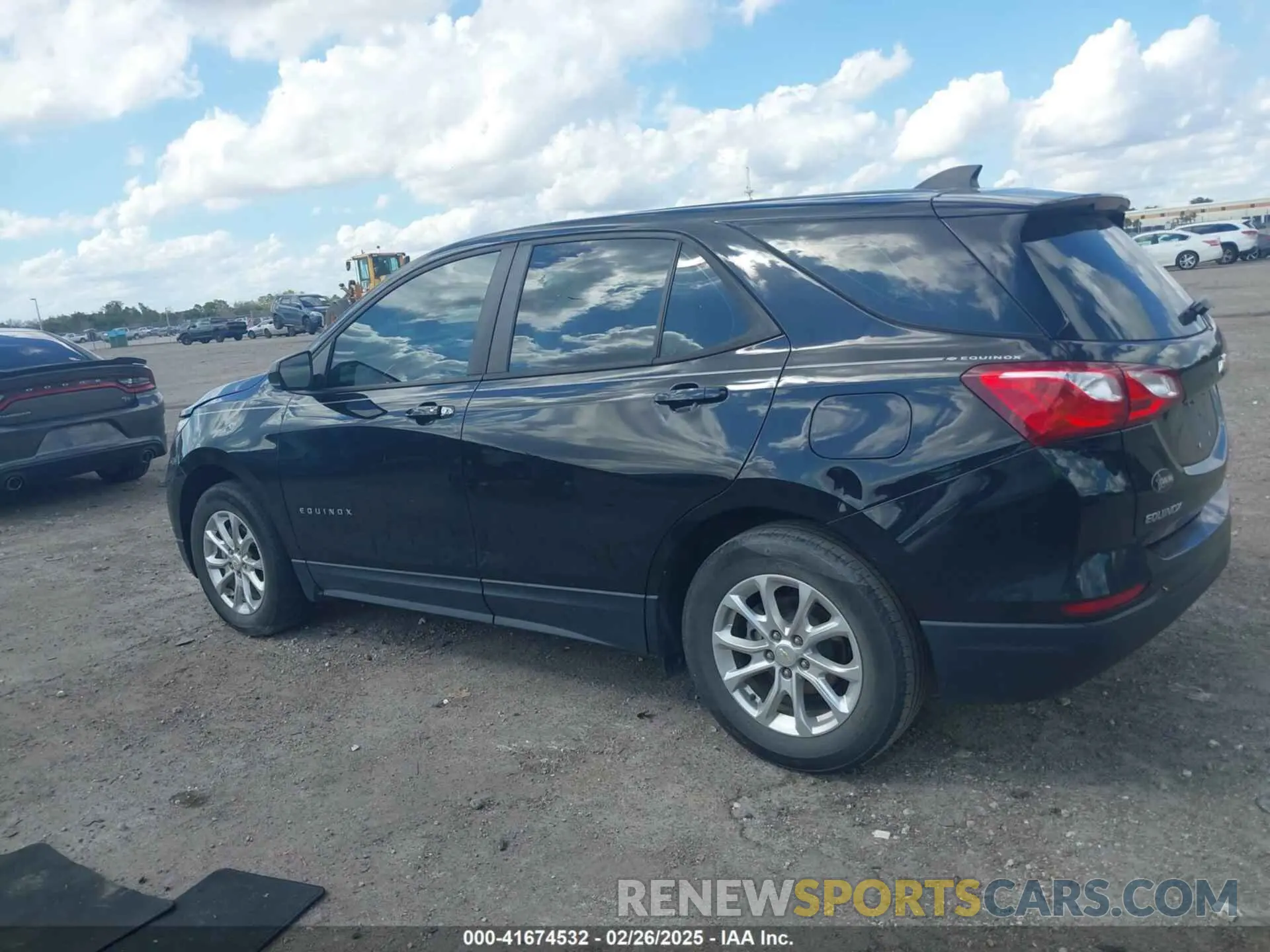 14 Photograph of a damaged car 2GNAXHEVXL6281228 CHEVROLET EQUINOX 2020