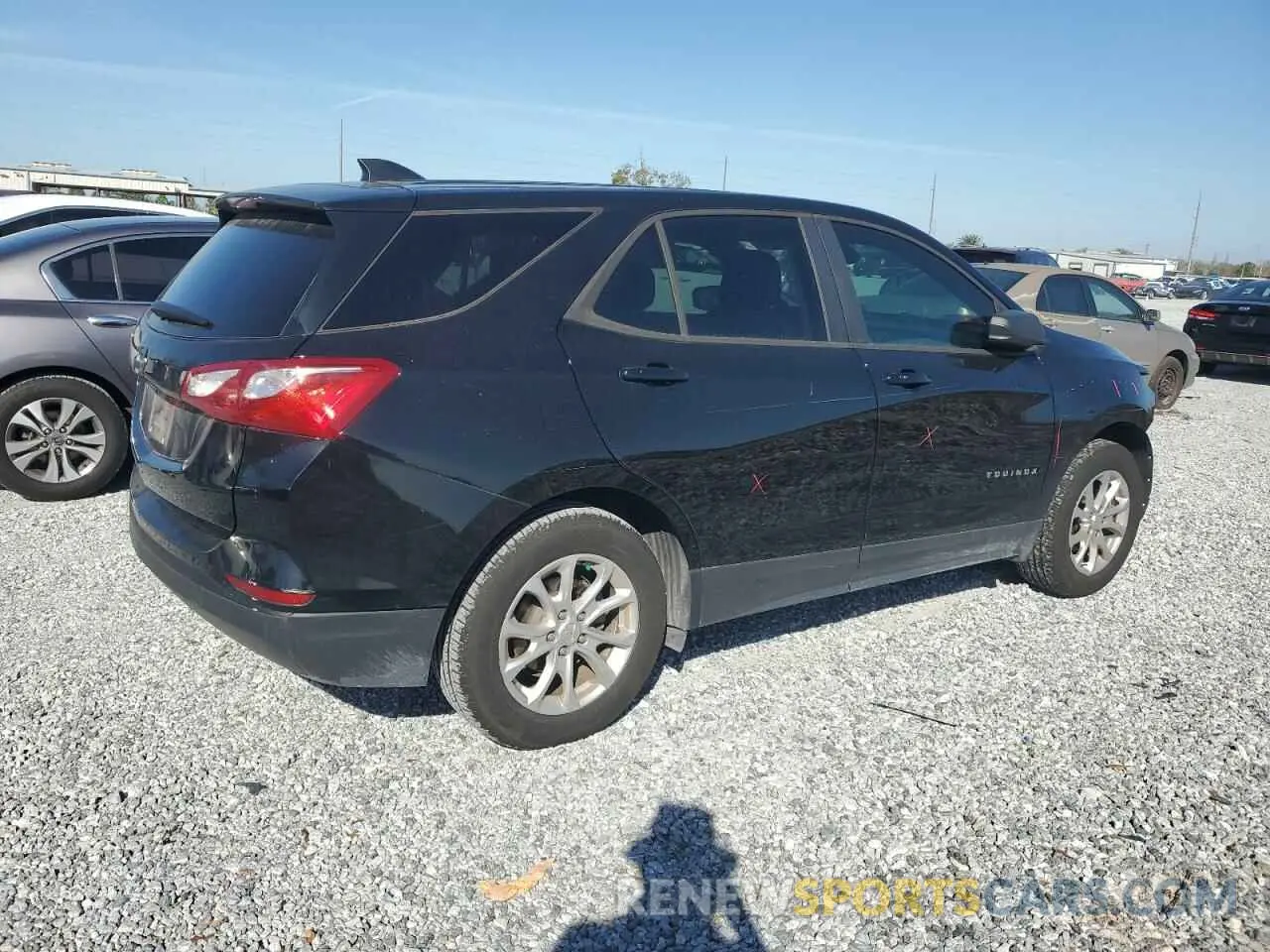 3 Photograph of a damaged car 2GNAXHEVXL6282394 CHEVROLET EQUINOX 2020