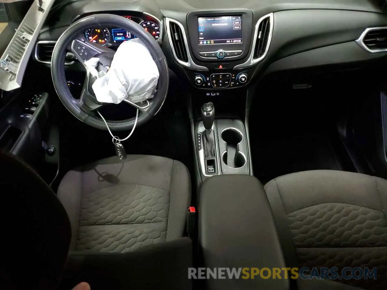 8 Photograph of a damaged car 2GNAXJEV0L6106350 CHEVROLET EQUINOX 2020