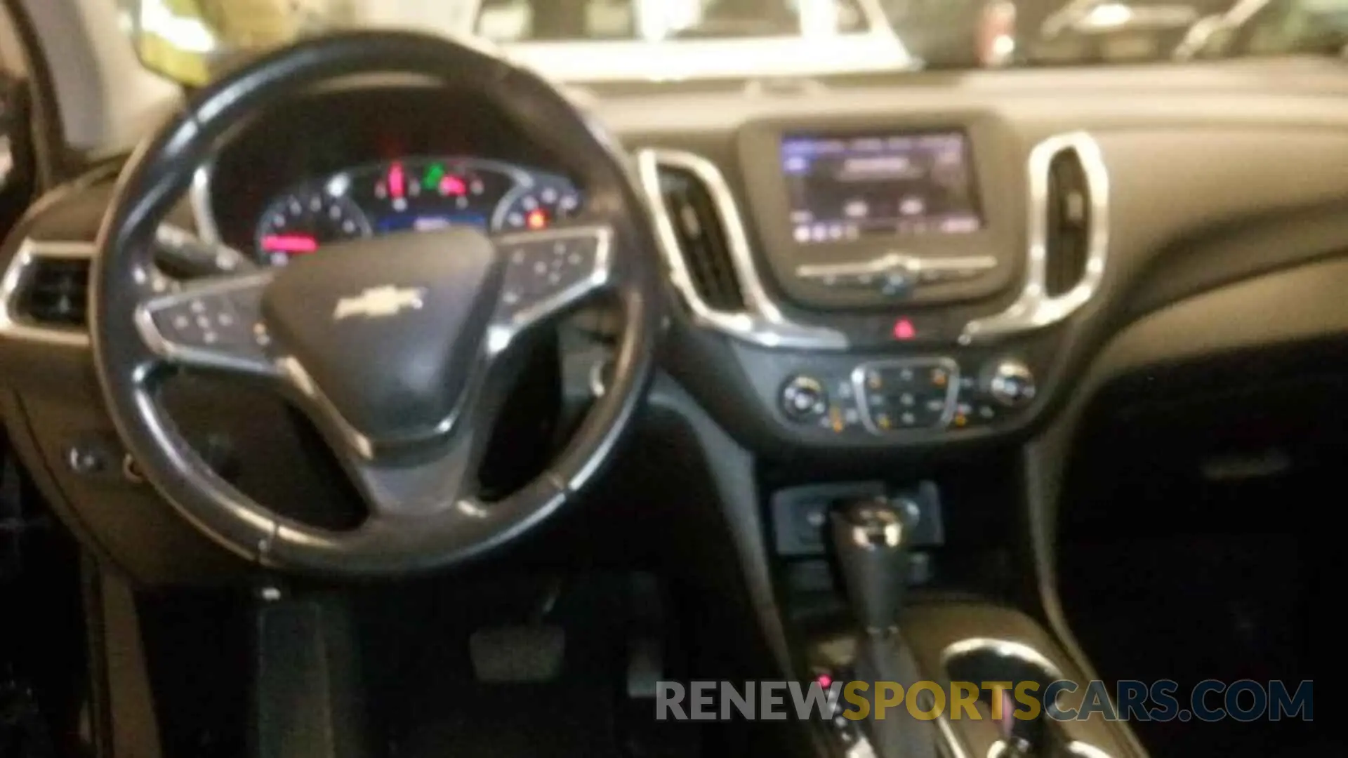 12 Photograph of a damaged car 2GNAXJEV0L6231364 CHEVROLET EQUINOX 2020