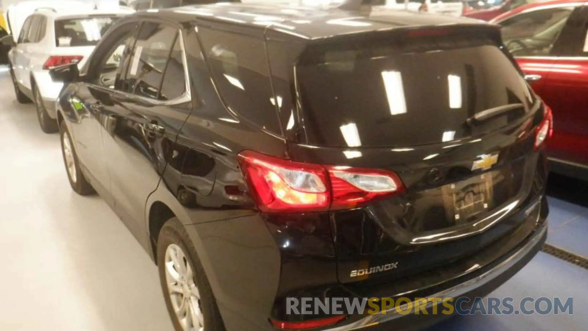 5 Photograph of a damaged car 2GNAXJEV0L6231364 CHEVROLET EQUINOX 2020