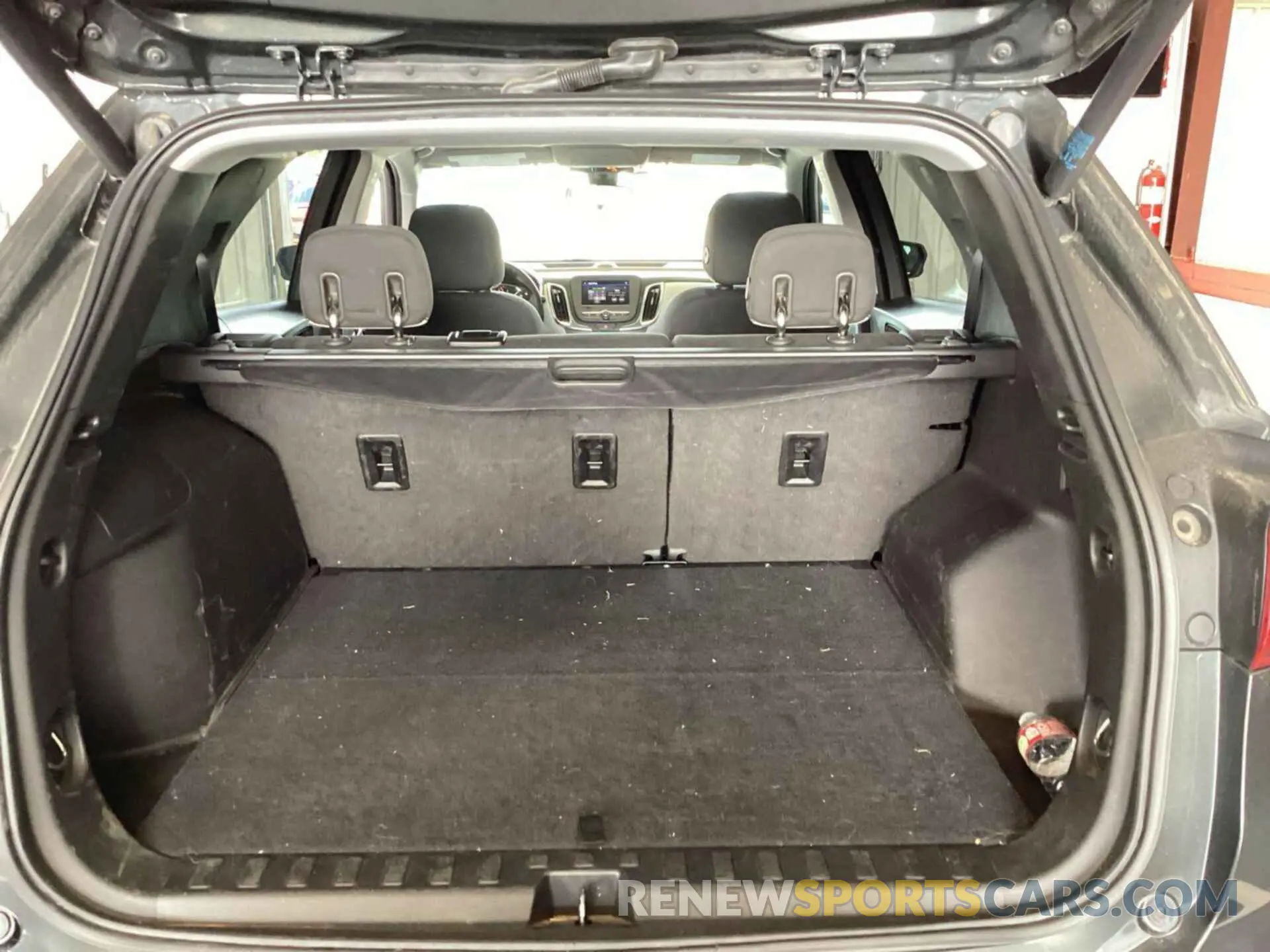 3 Photograph of a damaged car 2GNAXJEV0L6231459 CHEVROLET EQUINOX 2020