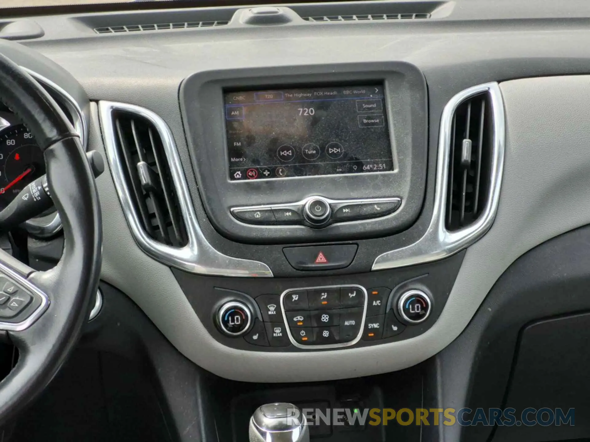 16 Photograph of a damaged car 2GNAXJEV0L6238170 CHEVROLET EQUINOX 2020