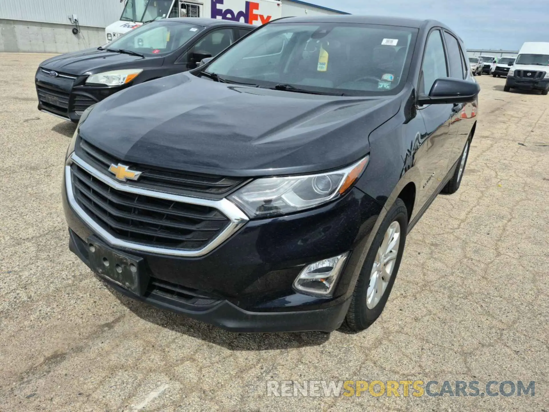 4 Photograph of a damaged car 2GNAXJEV0L6238170 CHEVROLET EQUINOX 2020