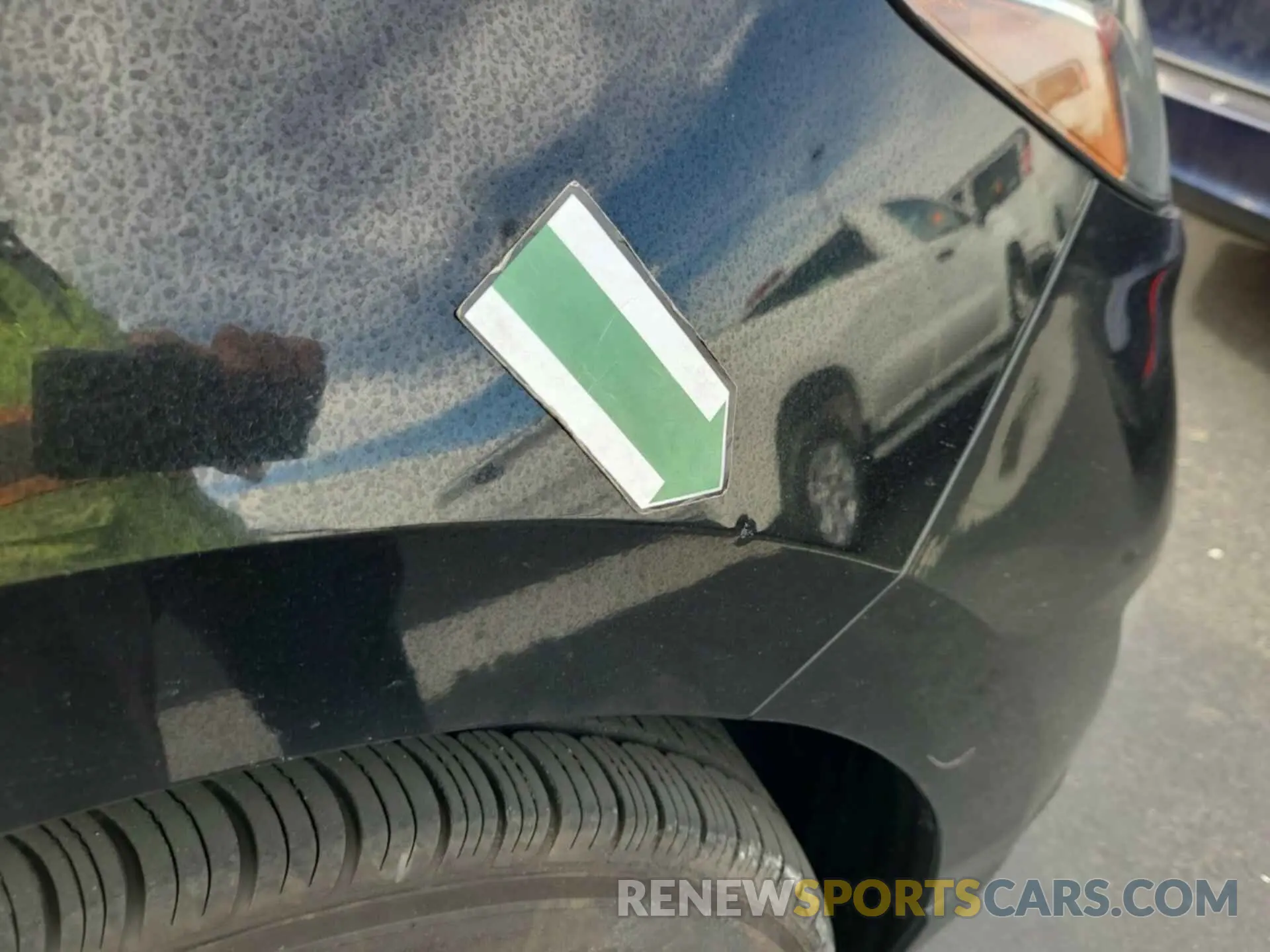 27 Photograph of a damaged car 2GNAXJEV0L6239125 CHEVROLET EQUINOX 2020