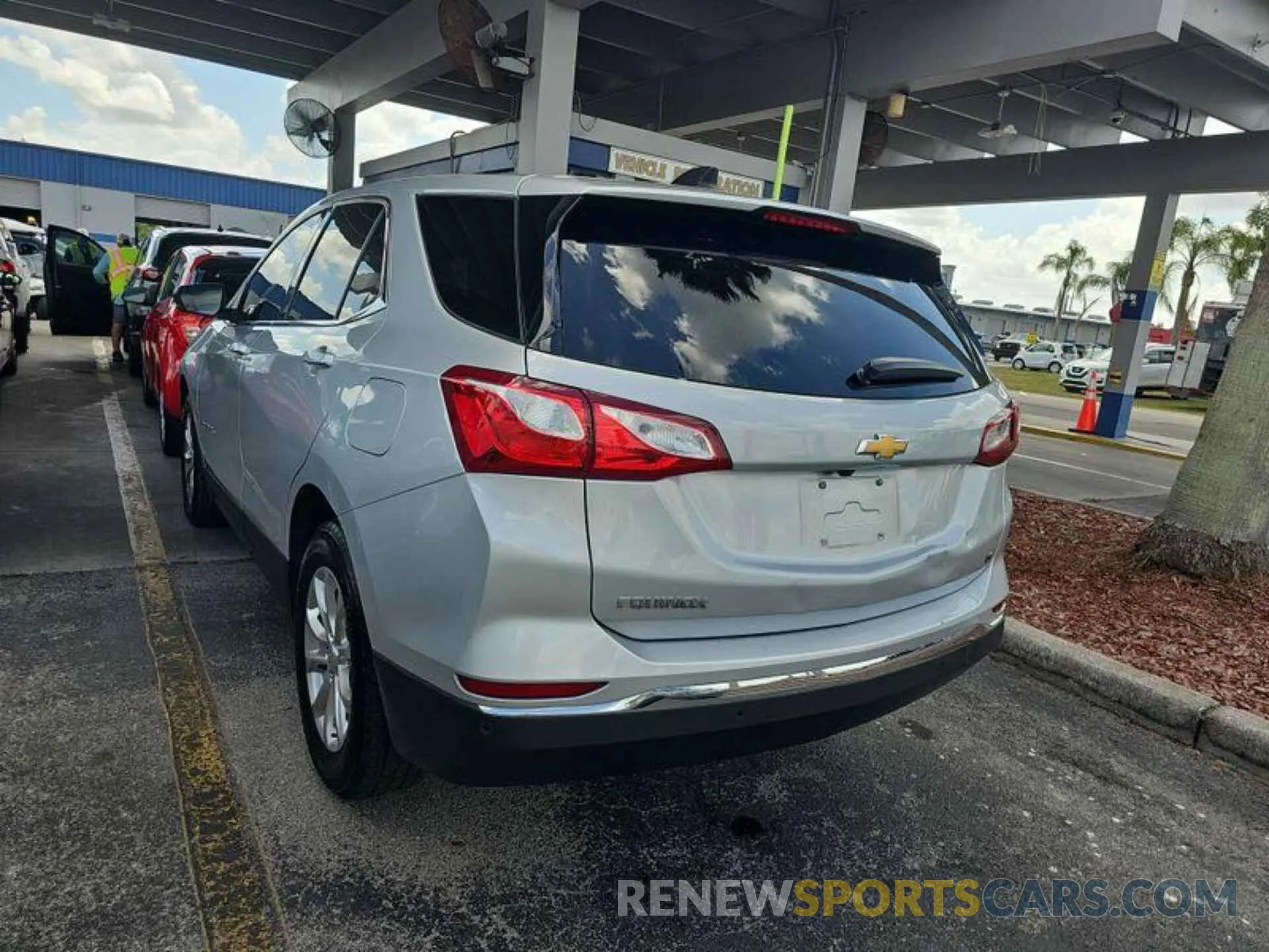 20 Photograph of a damaged car 2GNAXJEV0L6239187 CHEVROLET EQUINOX 2020