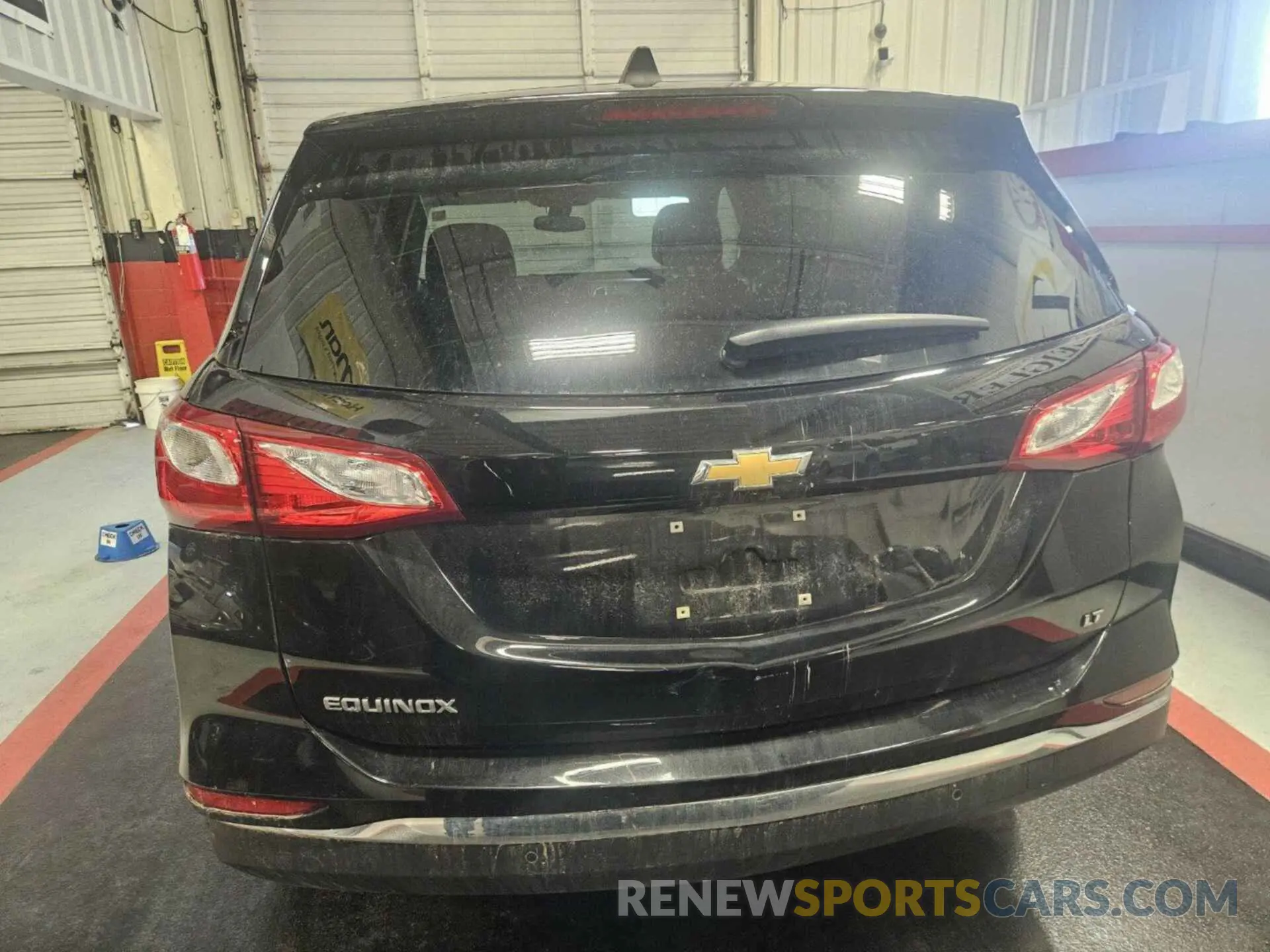 12 Photograph of a damaged car 2GNAXJEV0L6239447 CHEVROLET EQUINOX 2020