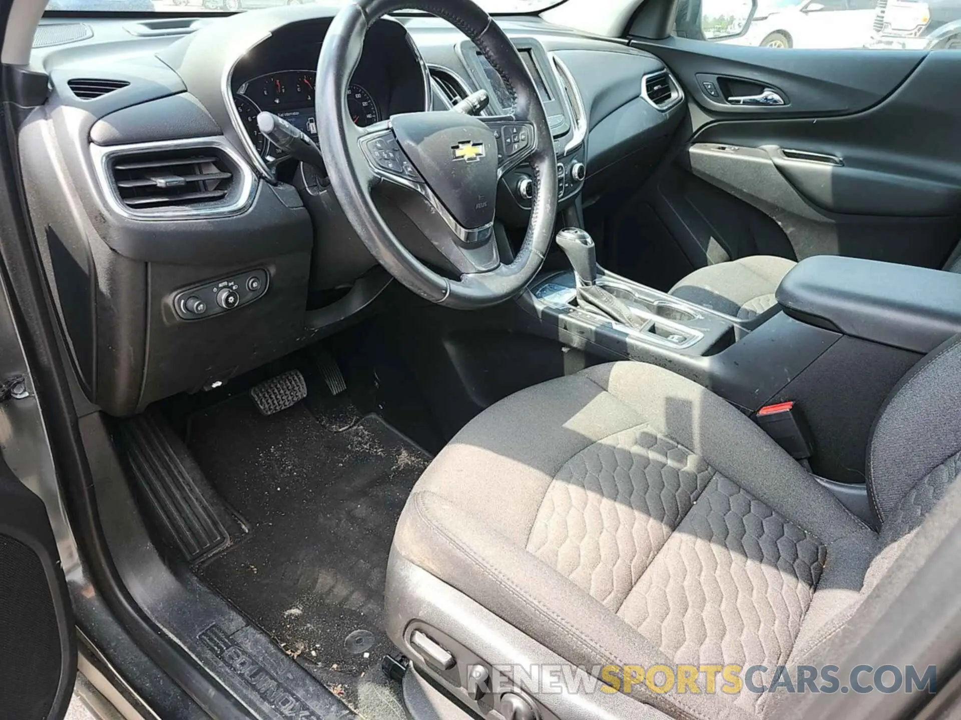 23 Photograph of a damaged car 2GNAXJEV0L6239657 CHEVROLET EQUINOX 2020