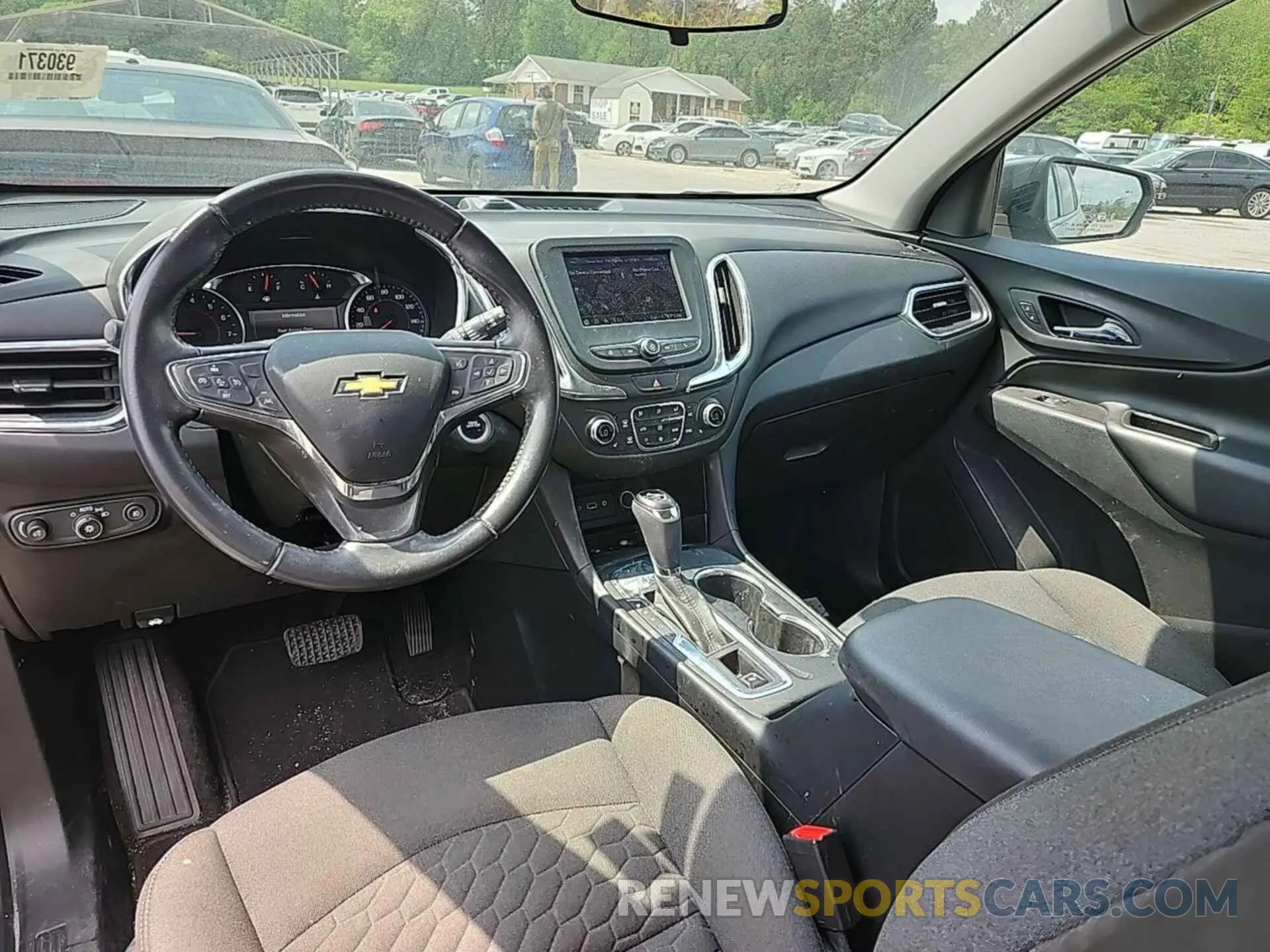 30 Photograph of a damaged car 2GNAXJEV0L6239657 CHEVROLET EQUINOX 2020