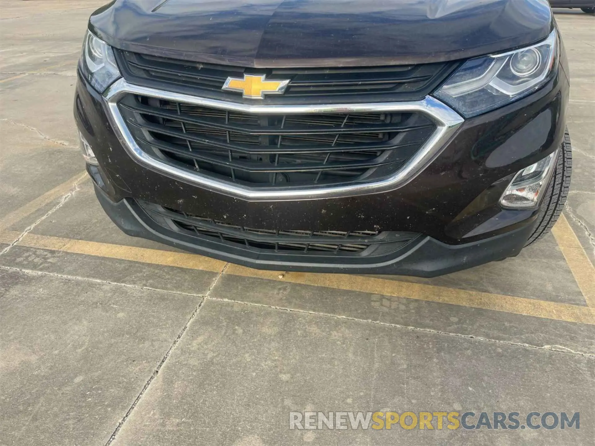 24 Photograph of a damaged car 2GNAXJEV0L6261349 CHEVROLET EQUINOX 2020