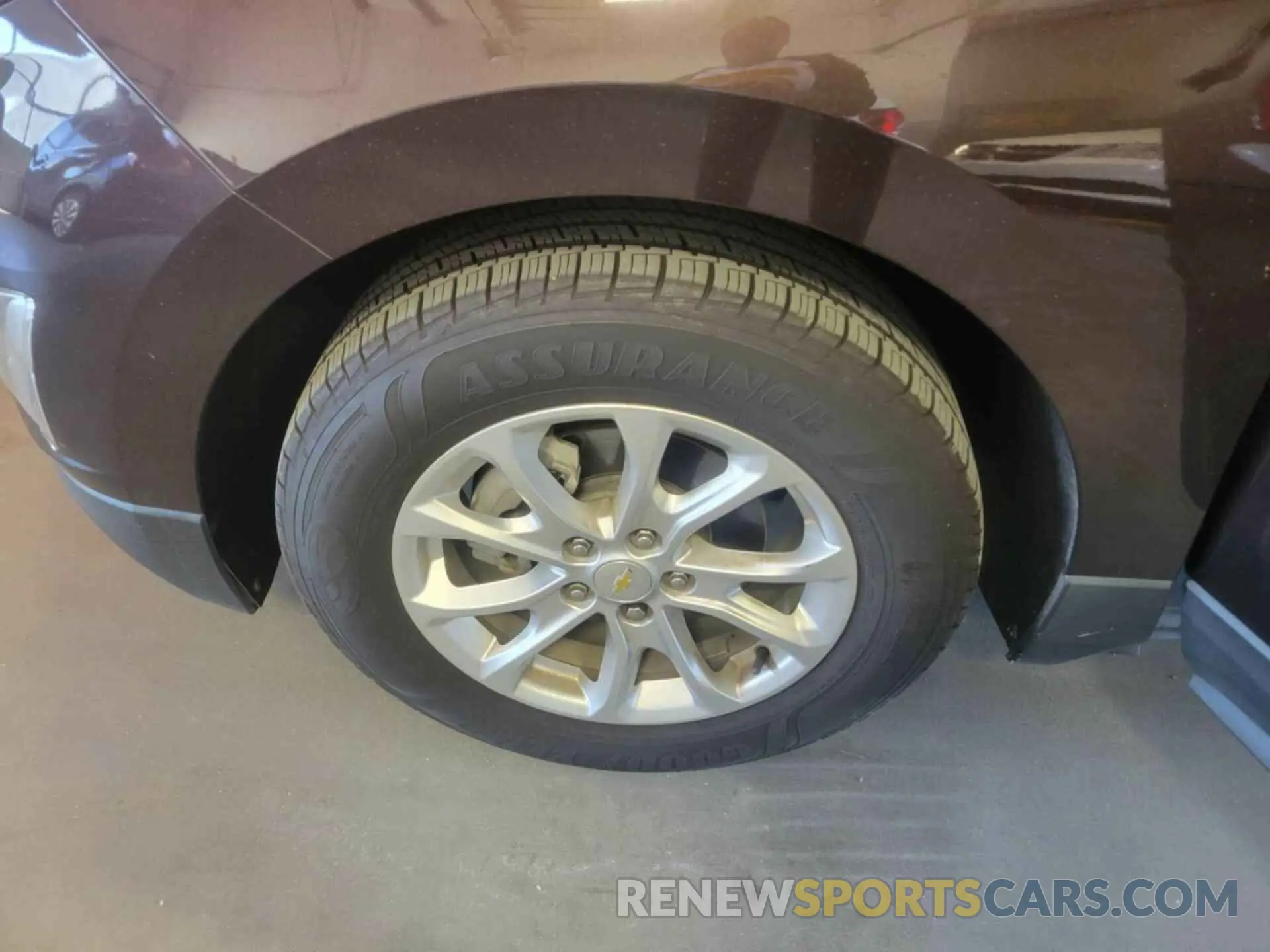 9 Photograph of a damaged car 2GNAXJEV0L6261349 CHEVROLET EQUINOX 2020