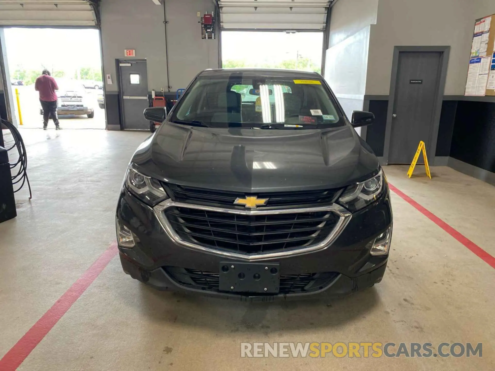 20 Photograph of a damaged car 2GNAXJEV0L6261500 CHEVROLET EQUINOX 2020
