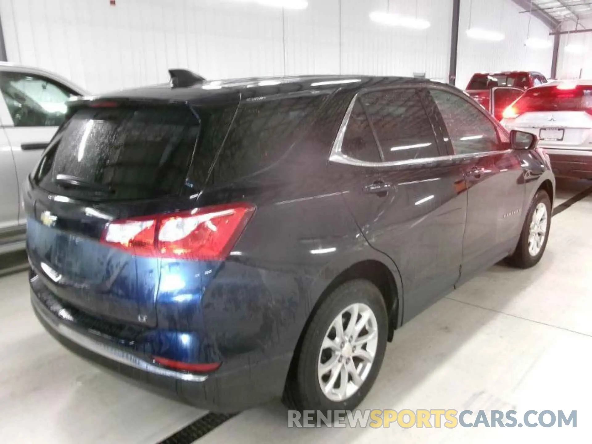 12 Photograph of a damaged car 2GNAXJEV0L6264087 CHEVROLET EQUINOX 2020