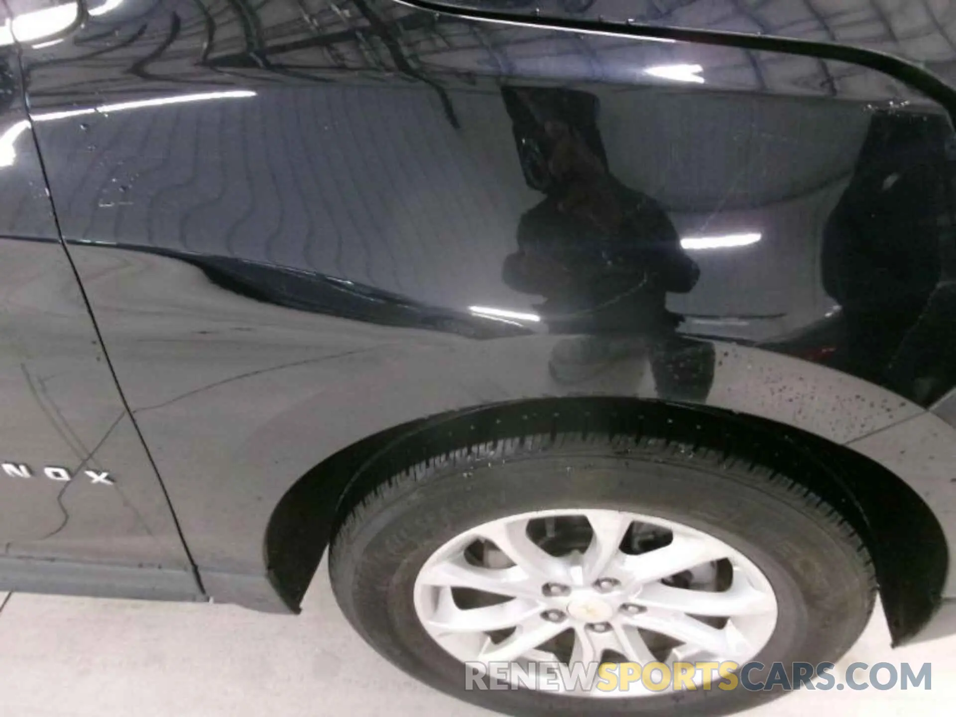 2 Photograph of a damaged car 2GNAXJEV0L6264087 CHEVROLET EQUINOX 2020