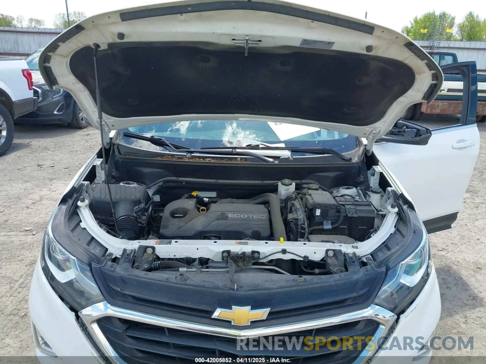 10 Photograph of a damaged car 2GNAXJEV1L6123142 CHEVROLET EQUINOX 2020