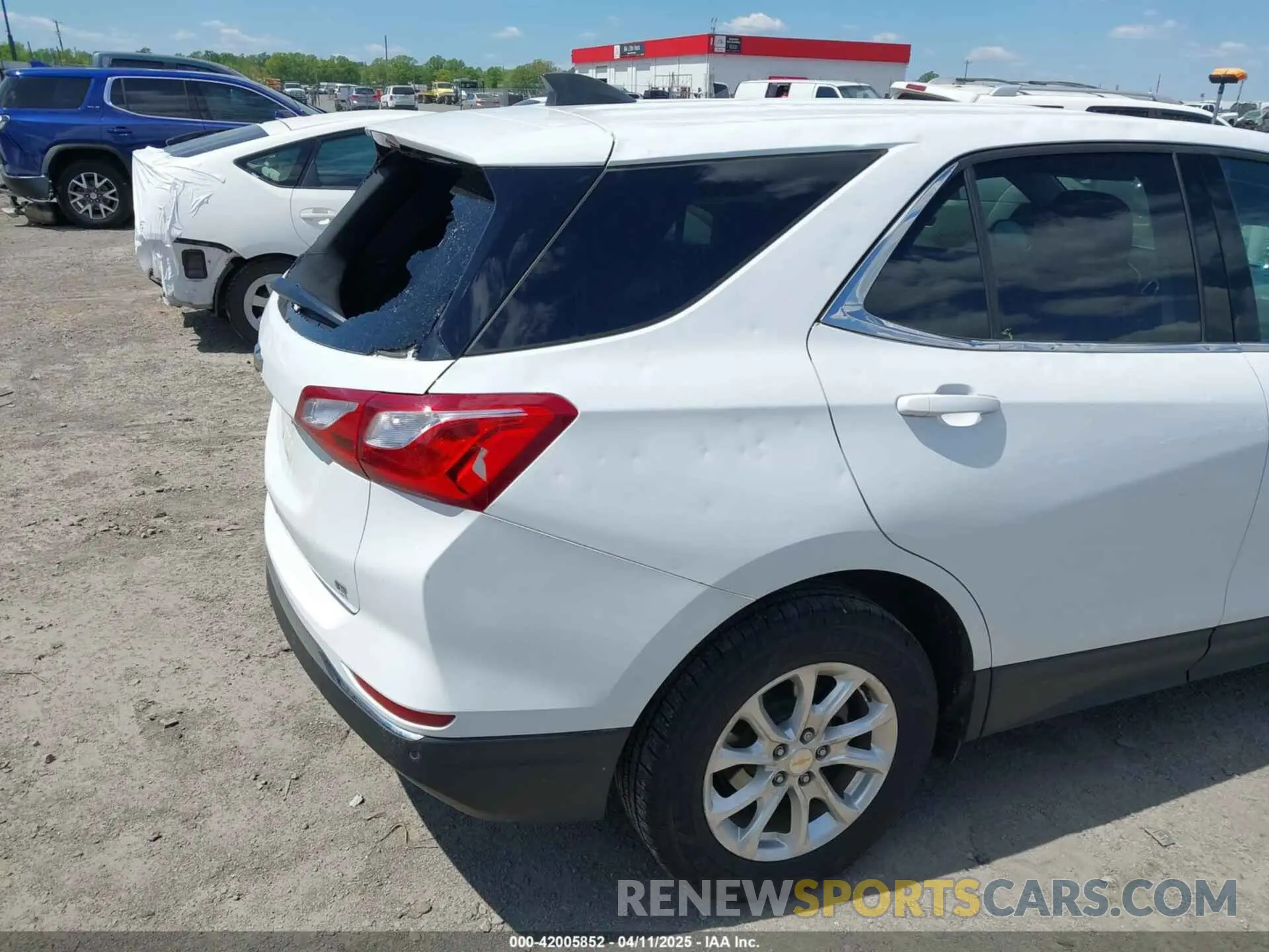 15 Photograph of a damaged car 2GNAXJEV1L6123142 CHEVROLET EQUINOX 2020