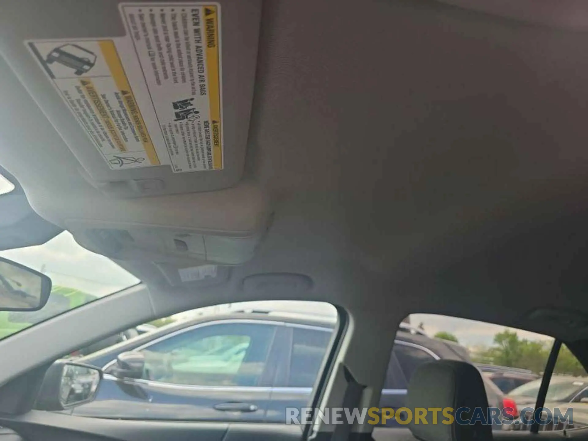 4 Photograph of a damaged car 2GNAXJEV1L6155640 CHEVROLET EQUINOX 2020
