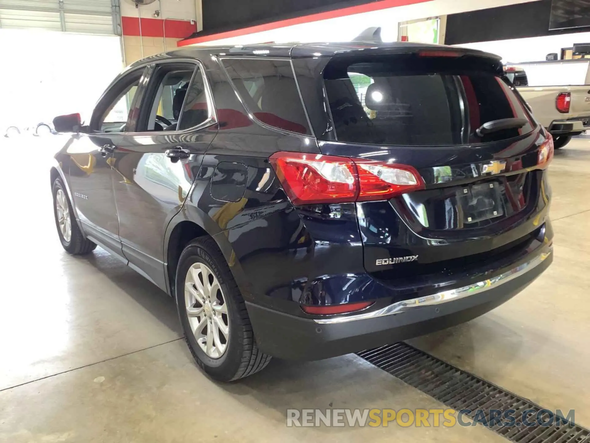 3 Photograph of a damaged car 2GNAXJEV1L6199217 CHEVROLET EQUINOX 2020