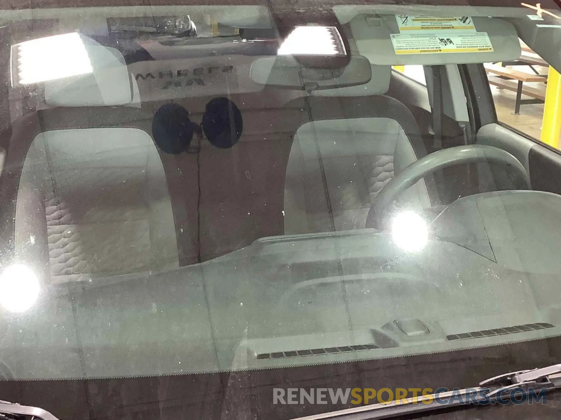 8 Photograph of a damaged car 2GNAXJEV1L6199217 CHEVROLET EQUINOX 2020