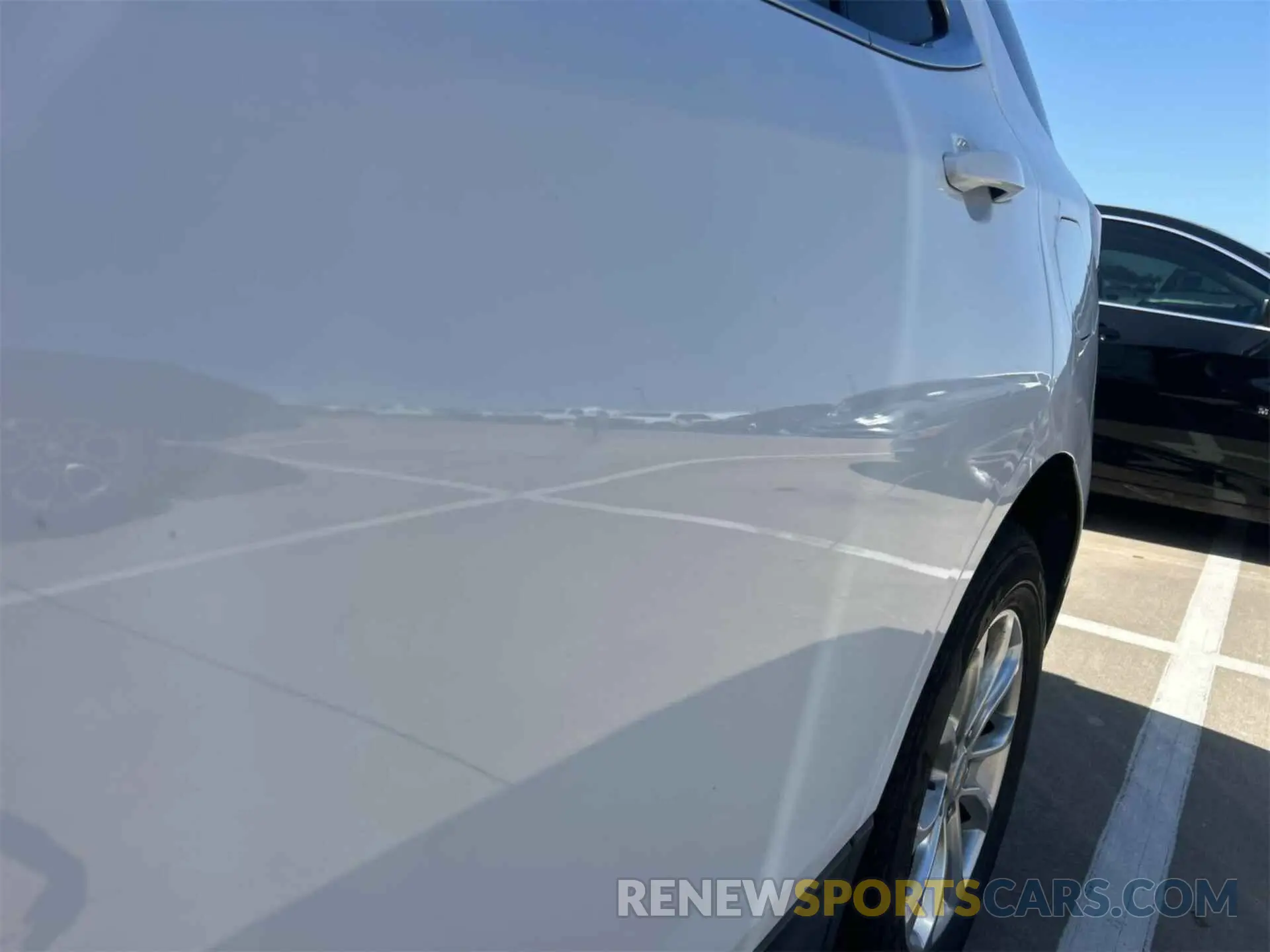 12 Photograph of a damaged car 2GNAXJEV1L6235830 CHEVROLET EQUINOX 2020
