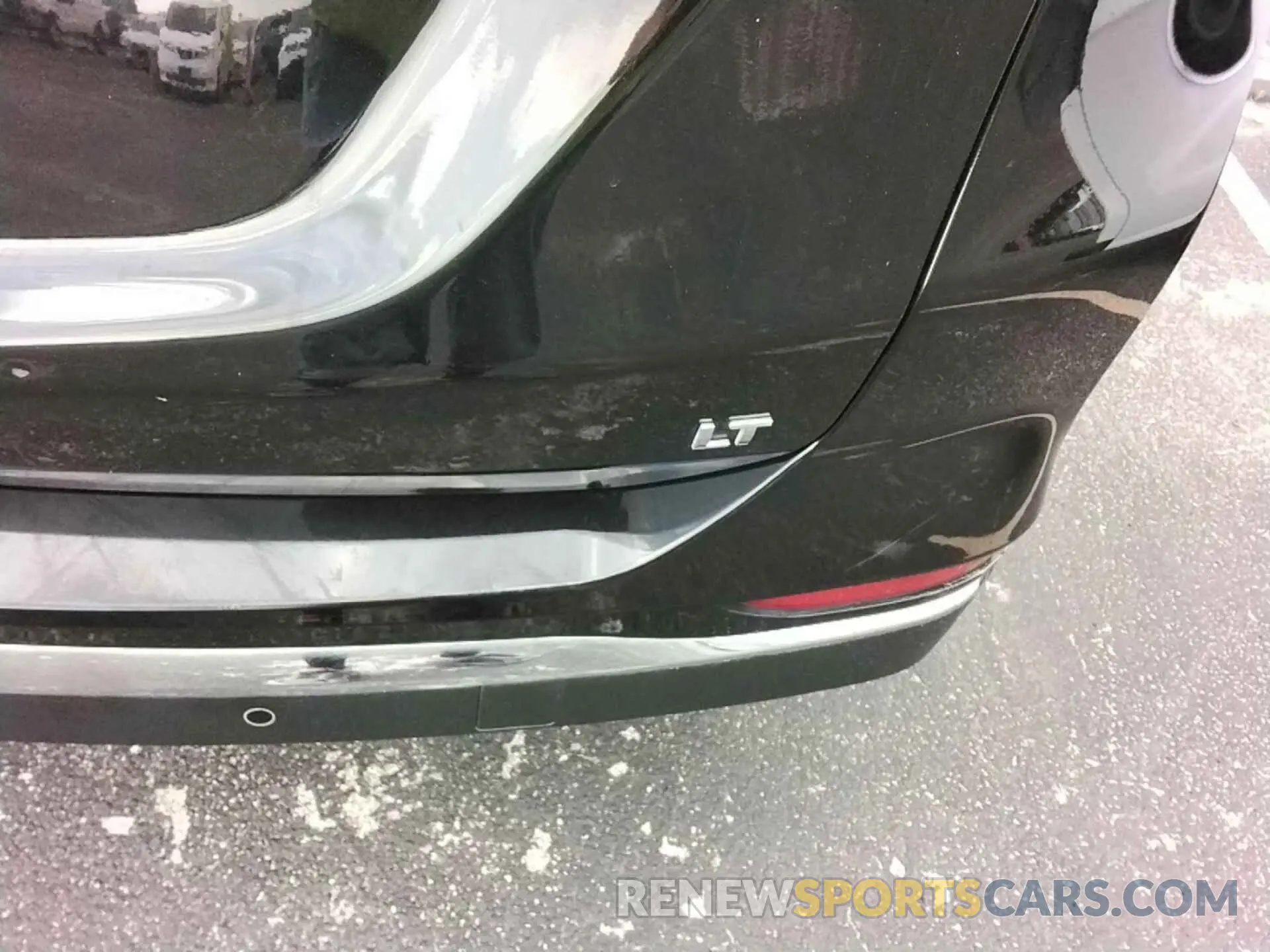 13 Photograph of a damaged car 2GNAXJEV1L6236315 CHEVROLET EQUINOX 2020