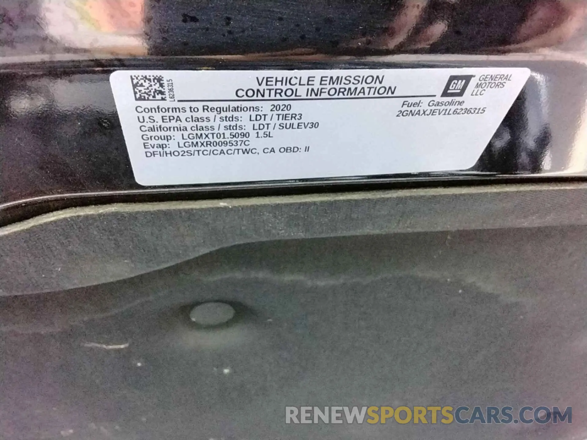 26 Photograph of a damaged car 2GNAXJEV1L6236315 CHEVROLET EQUINOX 2020