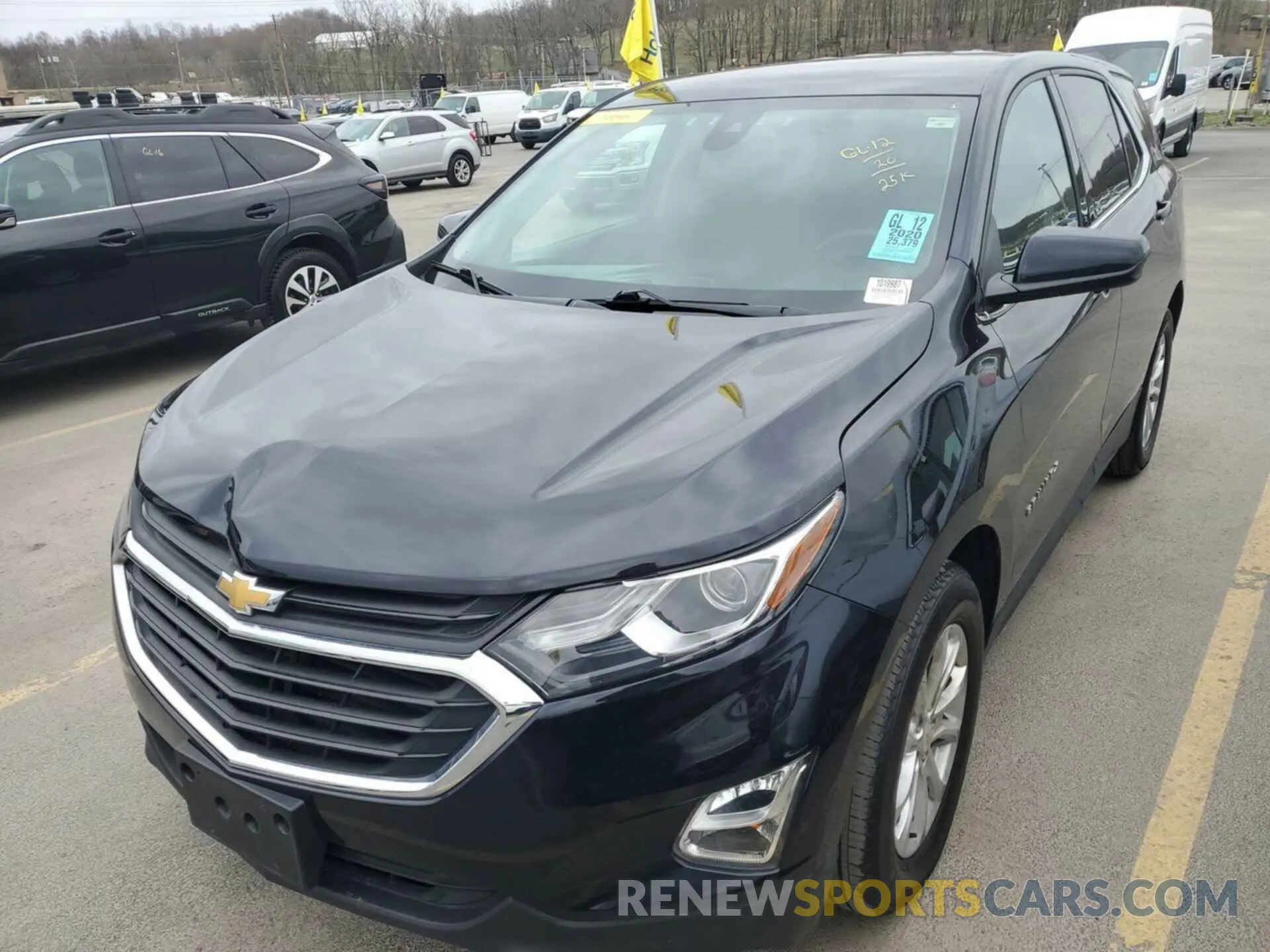 18 Photograph of a damaged car 2GNAXJEV1L6240350 CHEVROLET EQUINOX 2020