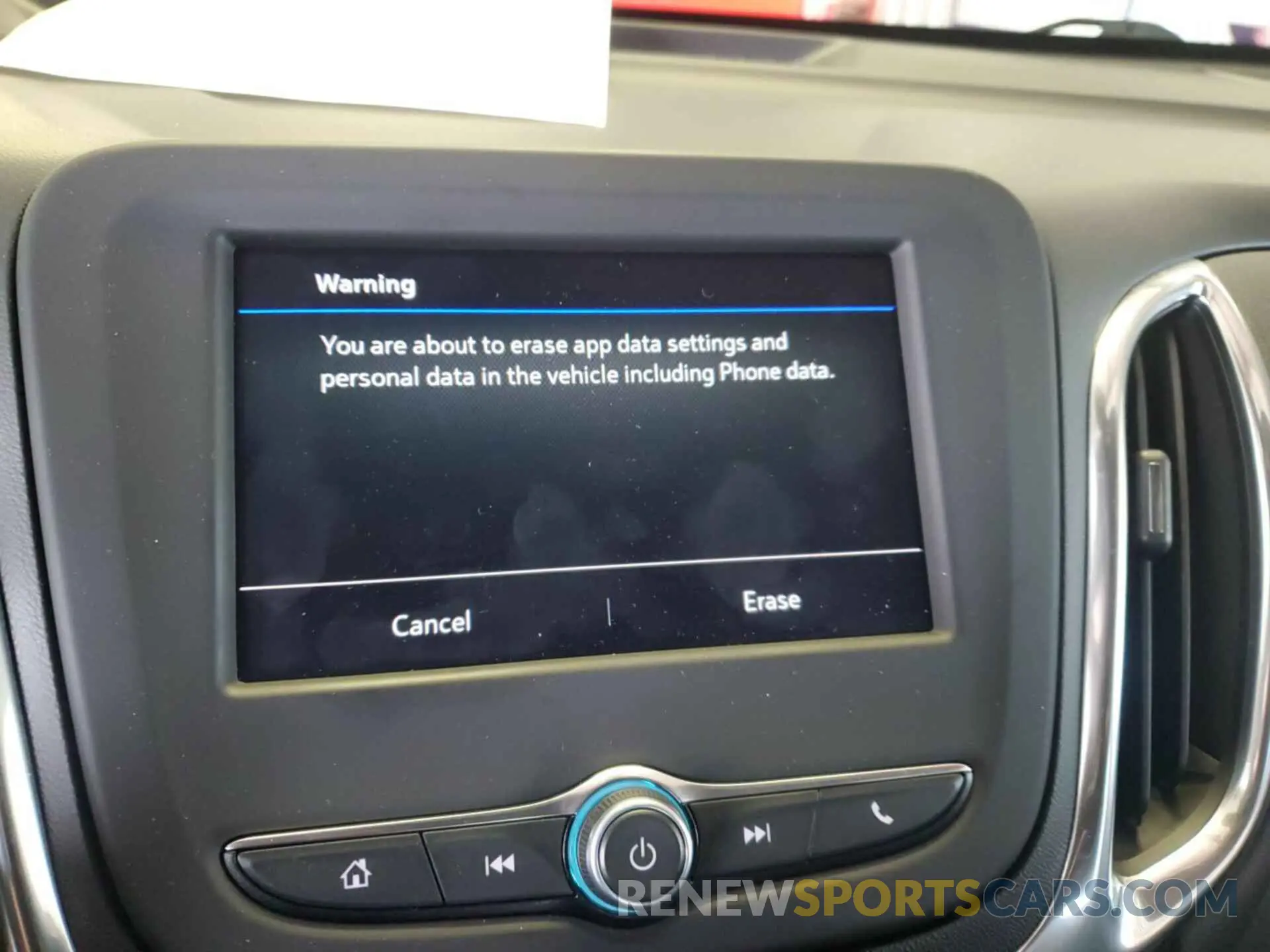 30 Photograph of a damaged car 2GNAXJEV1L6240350 CHEVROLET EQUINOX 2020
