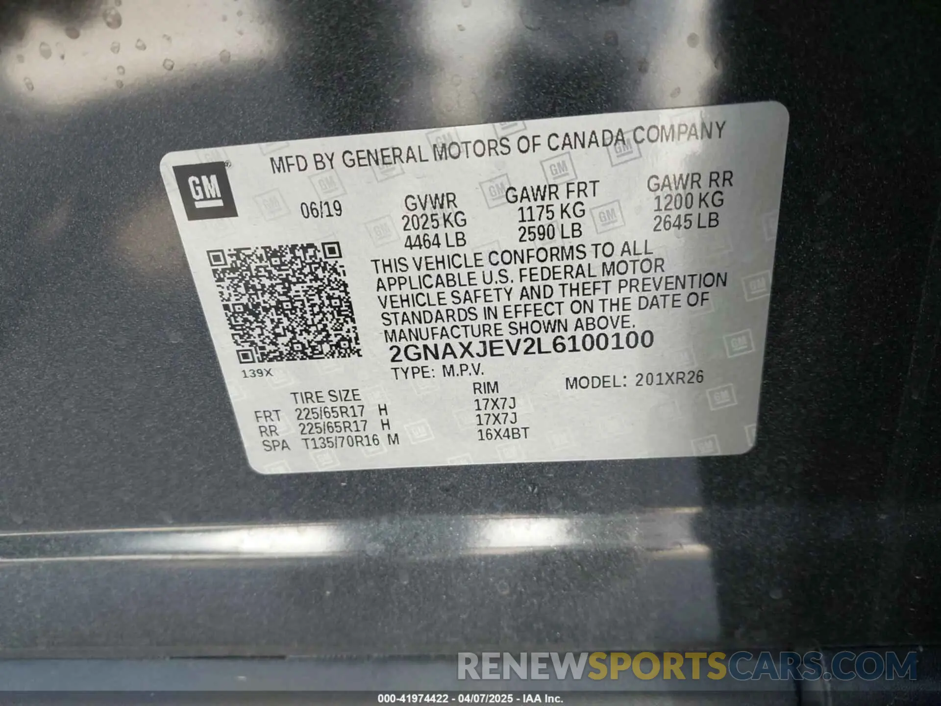 9 Photograph of a damaged car 2GNAXJEV2L6100100 CHEVROLET EQUINOX 2020