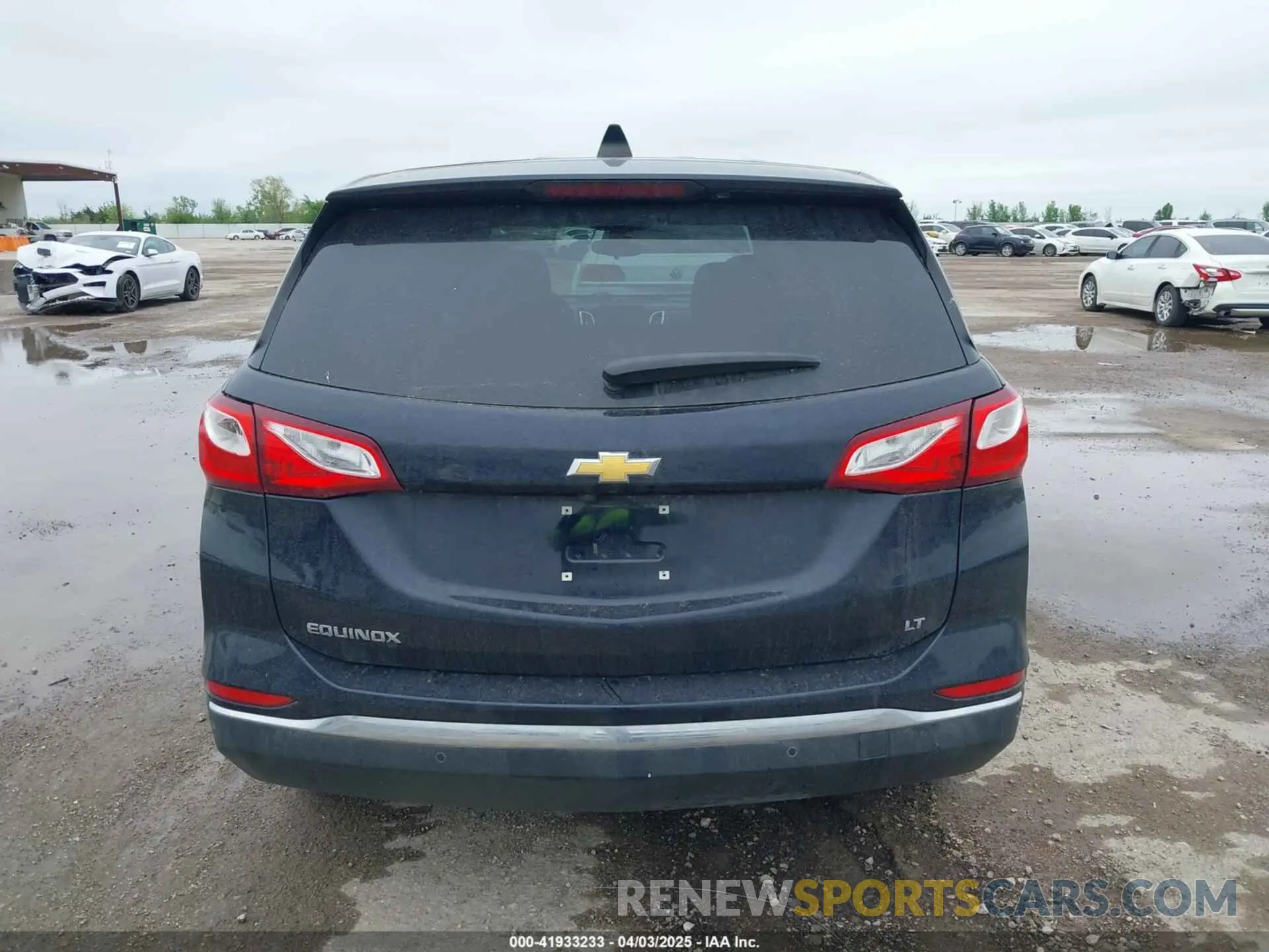 16 Photograph of a damaged car 2GNAXJEV2L6136692 CHEVROLET EQUINOX 2020