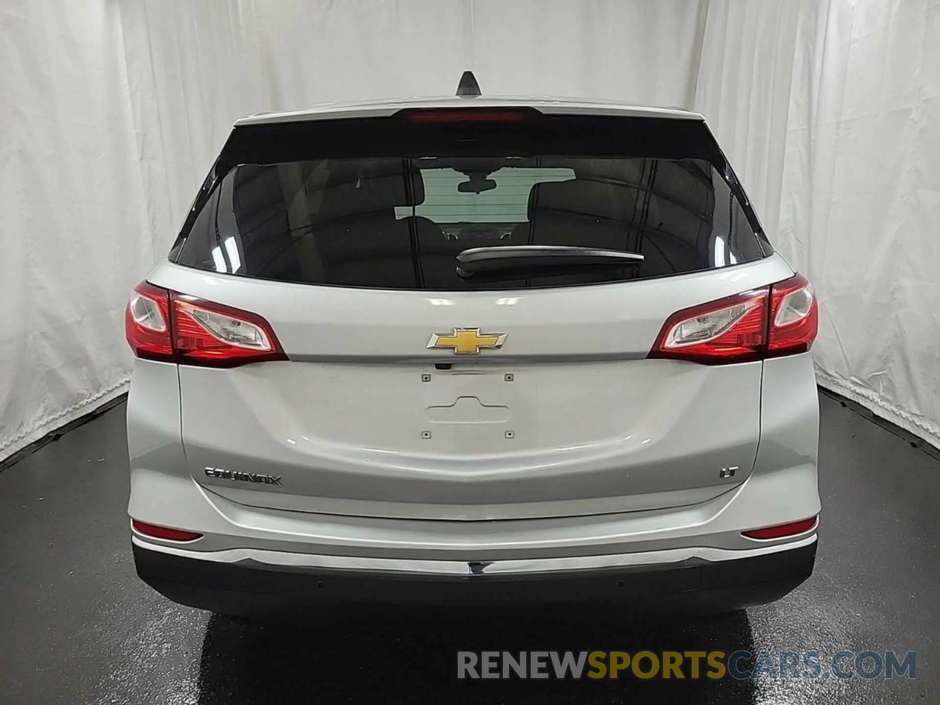 14 Photograph of a damaged car 2GNAXJEV2L6154805 CHEVROLET EQUINOX 2020