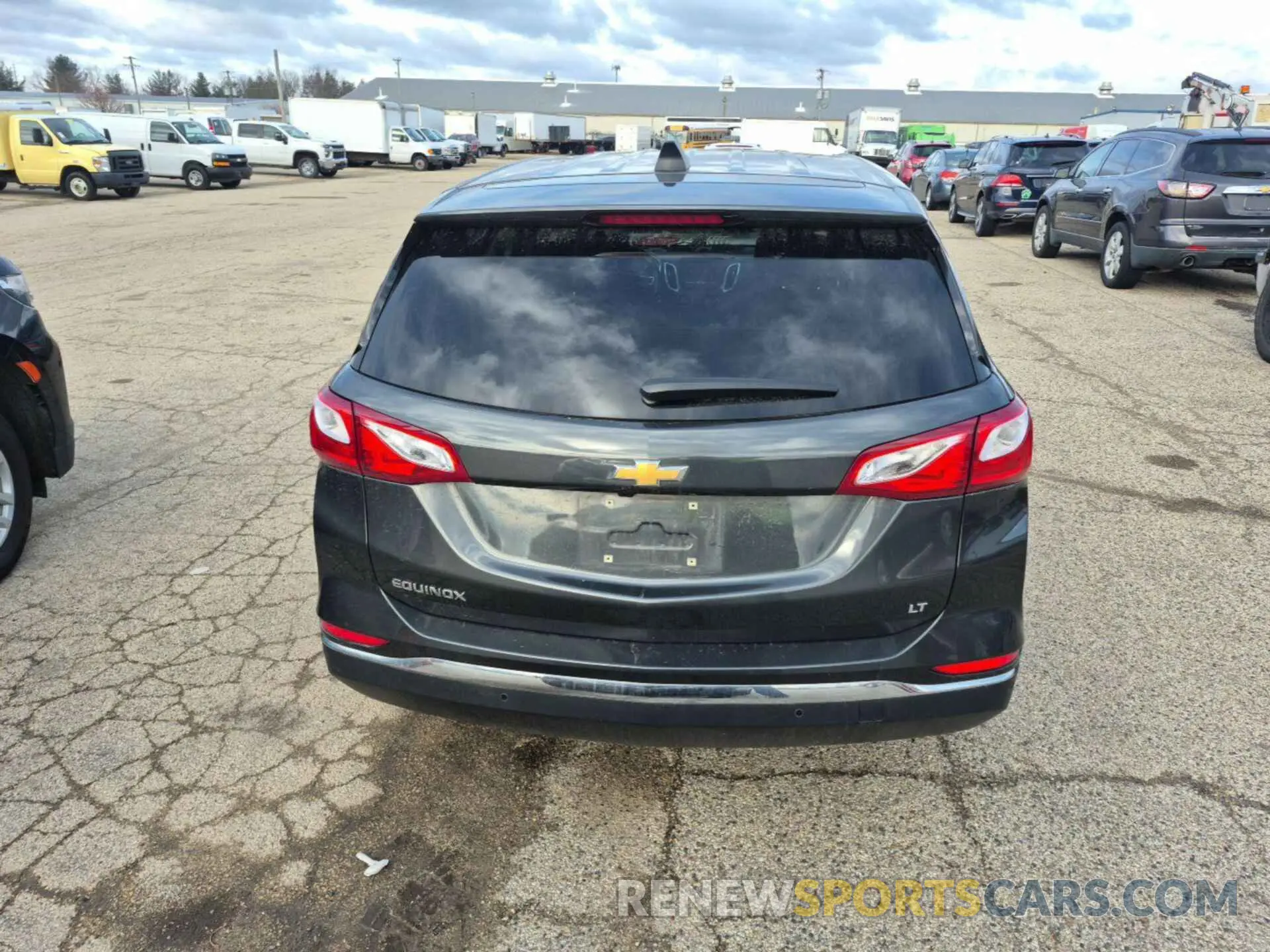 14 Photograph of a damaged car 2GNAXJEV2L6154948 CHEVROLET EQUINOX 2020