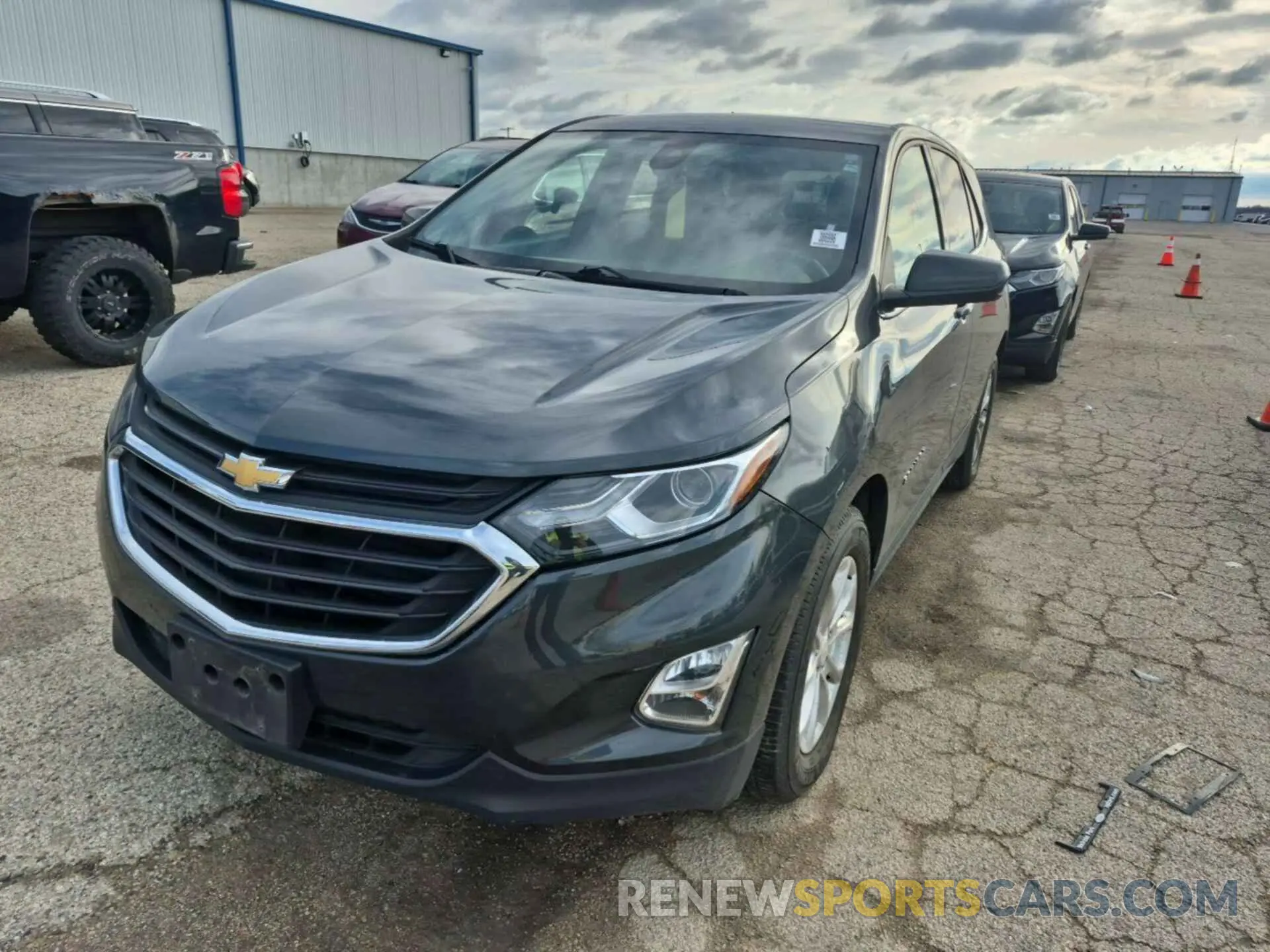 16 Photograph of a damaged car 2GNAXJEV2L6154948 CHEVROLET EQUINOX 2020