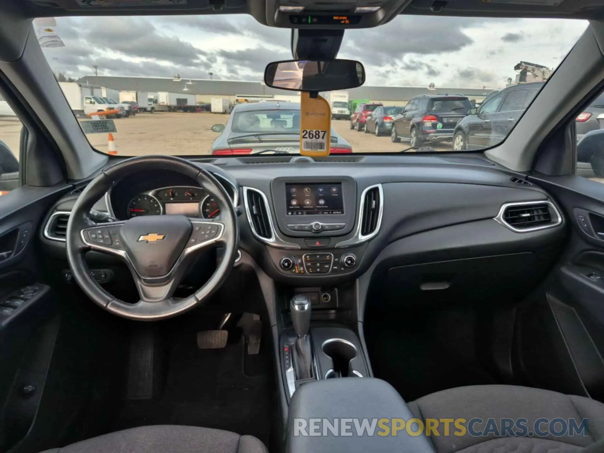 21 Photograph of a damaged car 2GNAXJEV2L6154948 CHEVROLET EQUINOX 2020