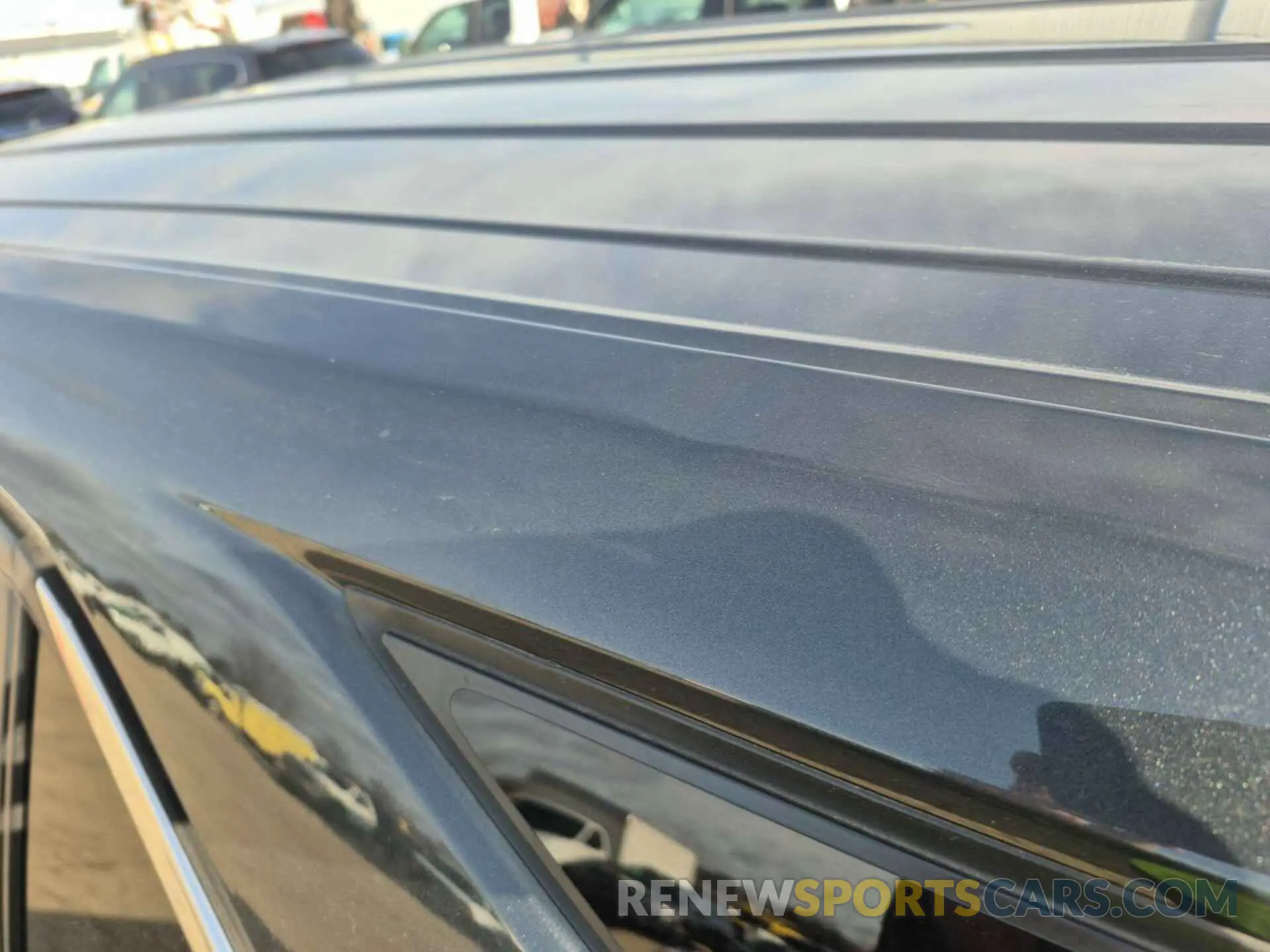 4 Photograph of a damaged car 2GNAXJEV2L6154948 CHEVROLET EQUINOX 2020