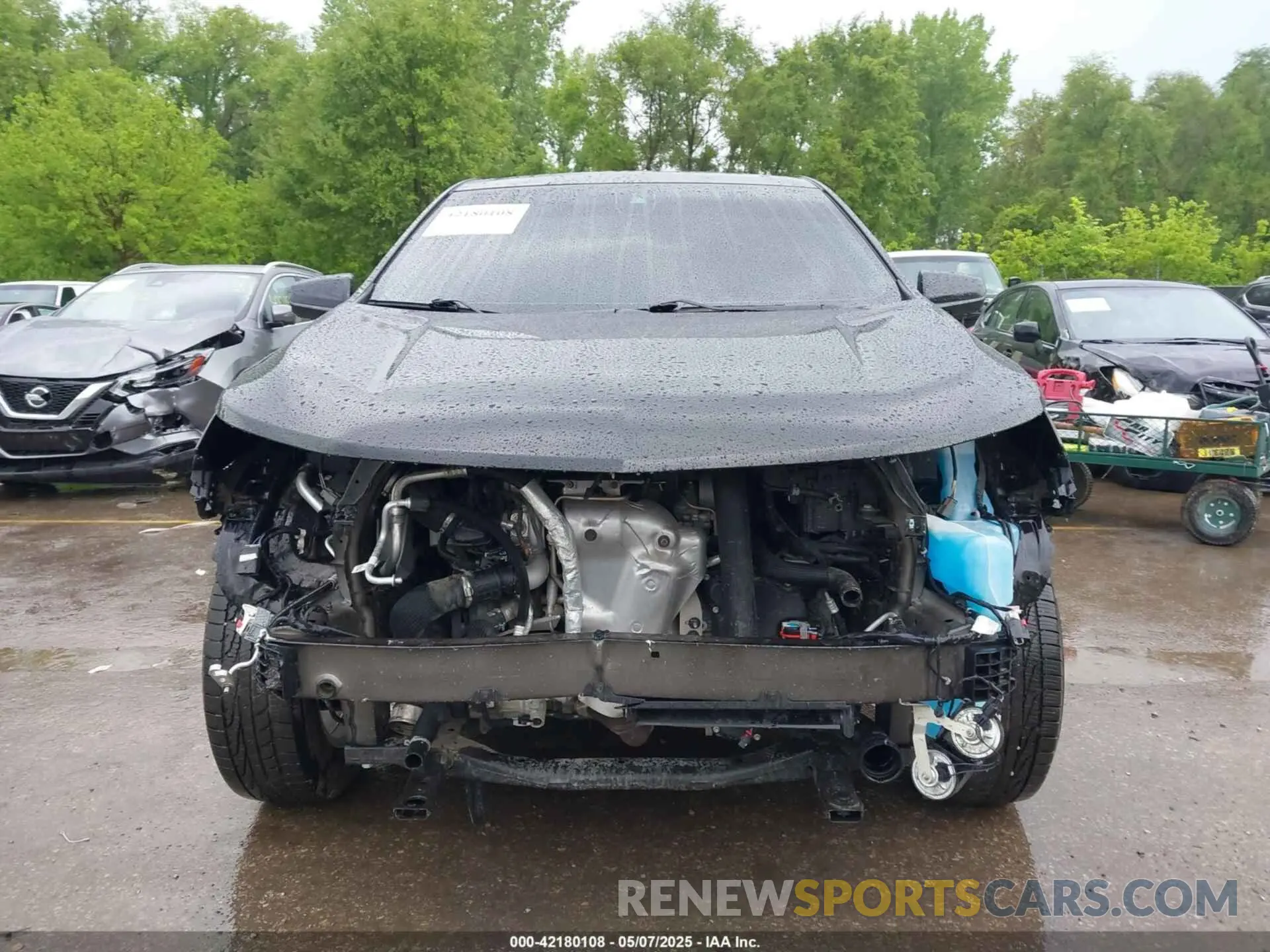 13 Photograph of a damaged car 2GNAXJEV2L6168333 CHEVROLET EQUINOX 2020