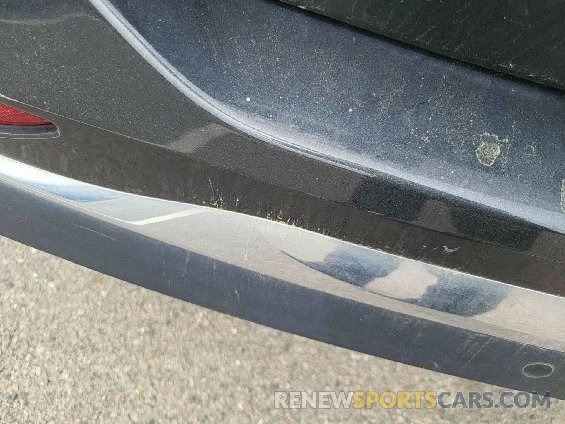 26 Photograph of a damaged car 2GNAXJEV2L6179980 CHEVROLET EQUINOX 2020