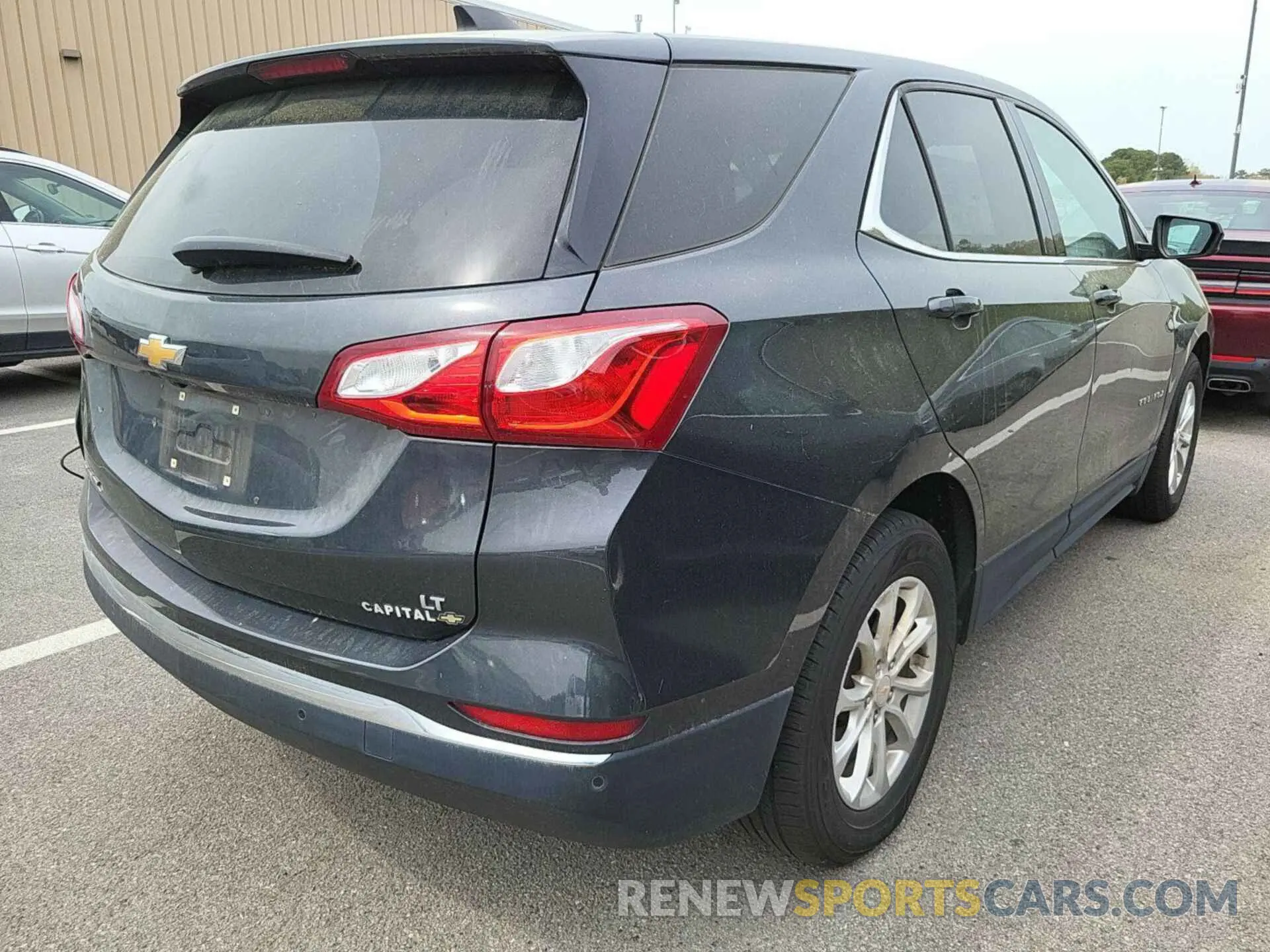27 Photograph of a damaged car 2GNAXJEV2L6179980 CHEVROLET EQUINOX 2020