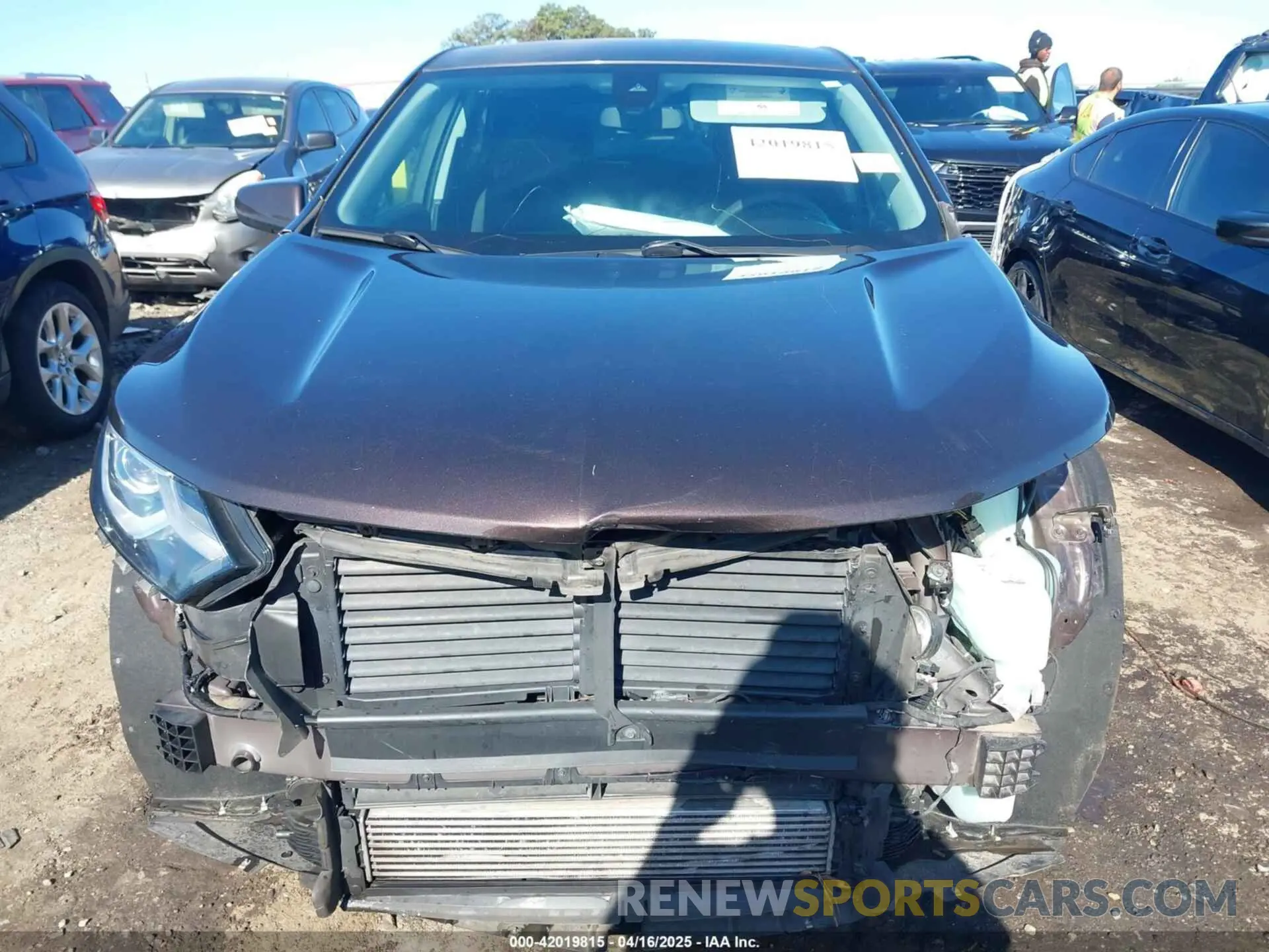 6 Photograph of a damaged car 2GNAXJEV2L6218129 CHEVROLET EQUINOX 2020