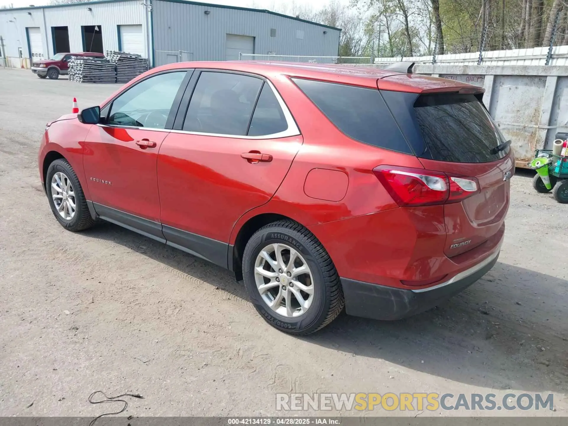 3 Photograph of a damaged car 2GNAXJEV2L6224318 CHEVROLET EQUINOX 2020