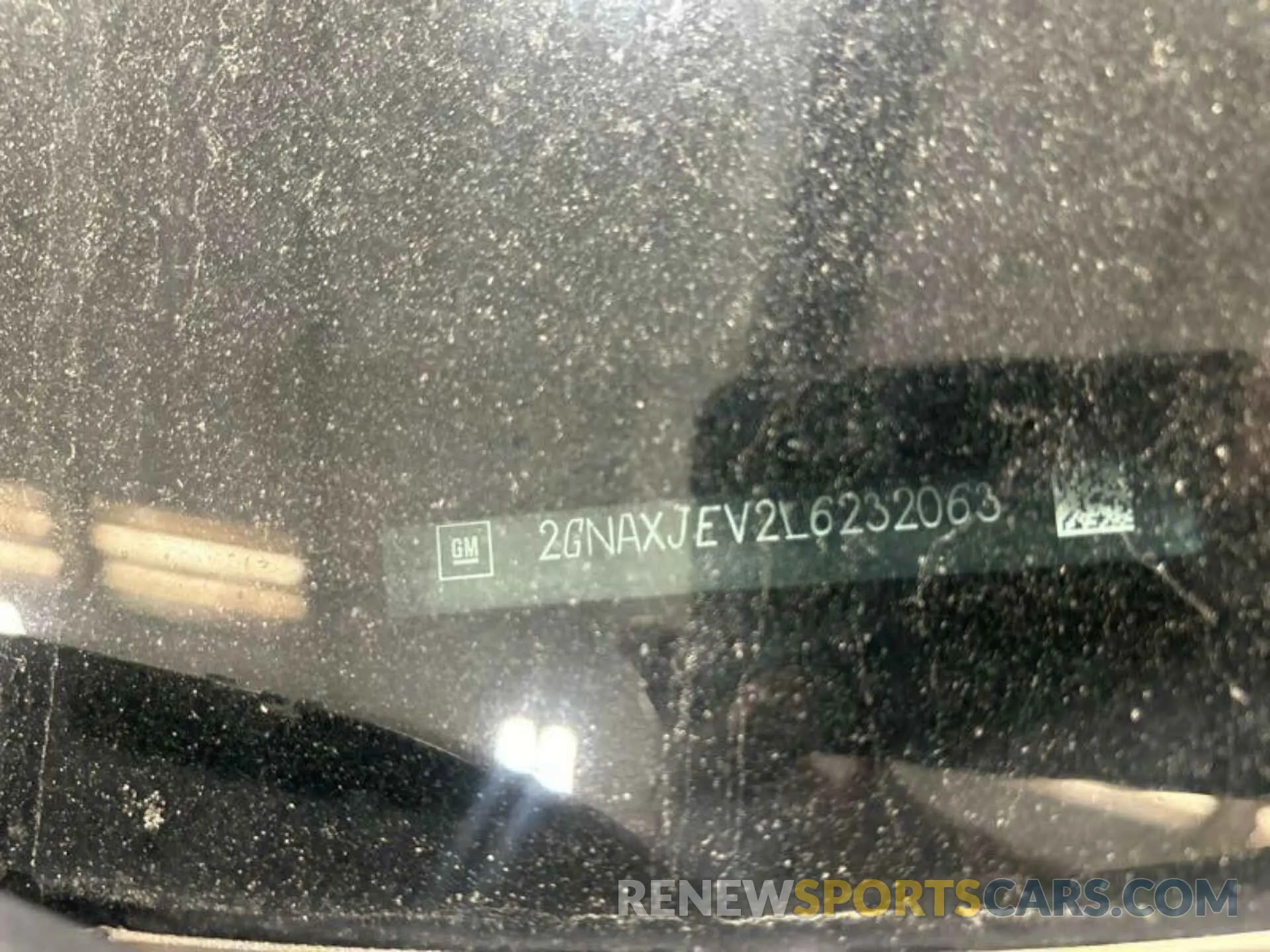 12 Photograph of a damaged car 2GNAXJEV2L6232063 CHEVROLET EQUINOX 2020