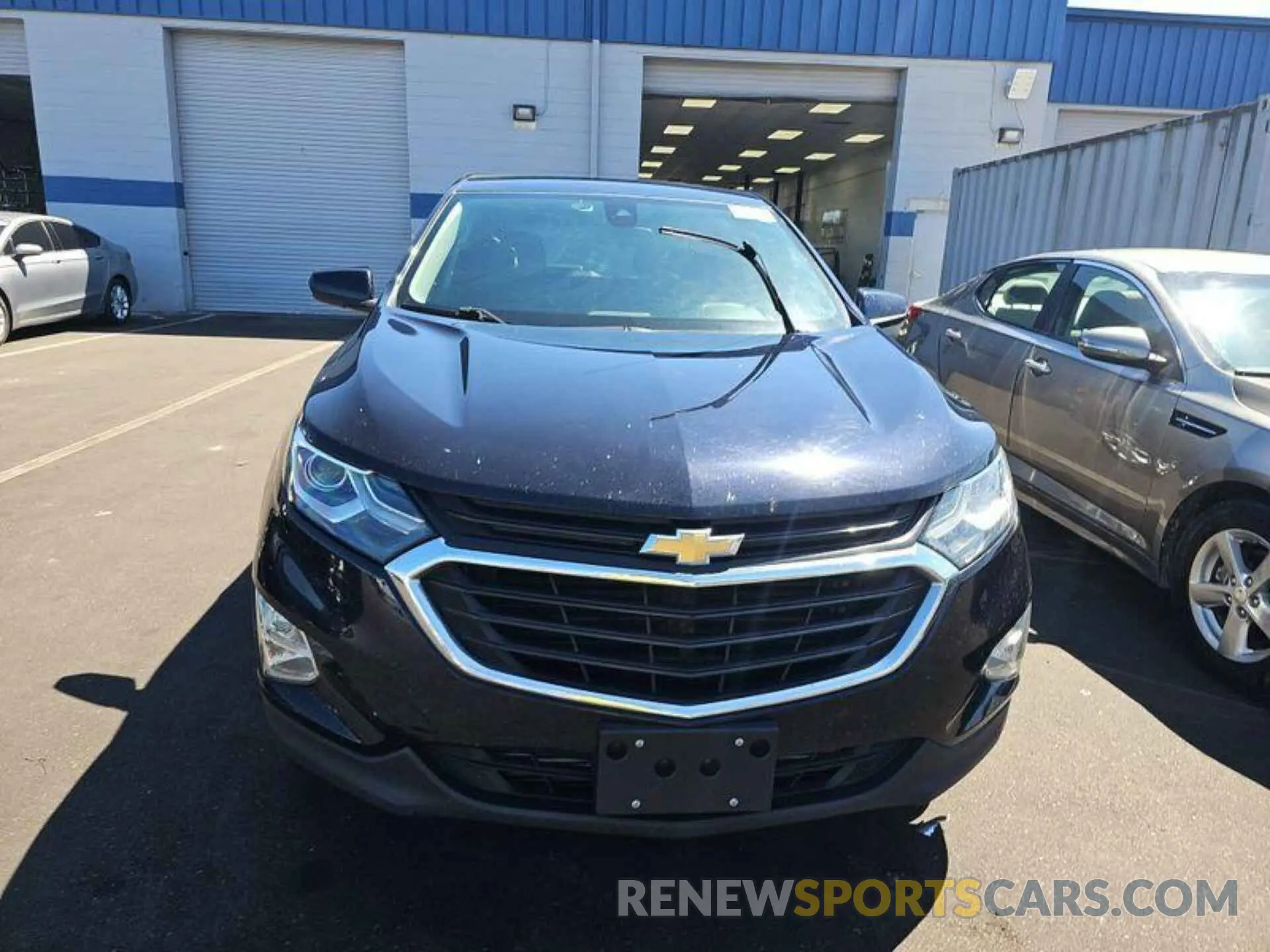 11 Photograph of a damaged car 2GNAXJEV2L6233018 CHEVROLET EQUINOX 2020