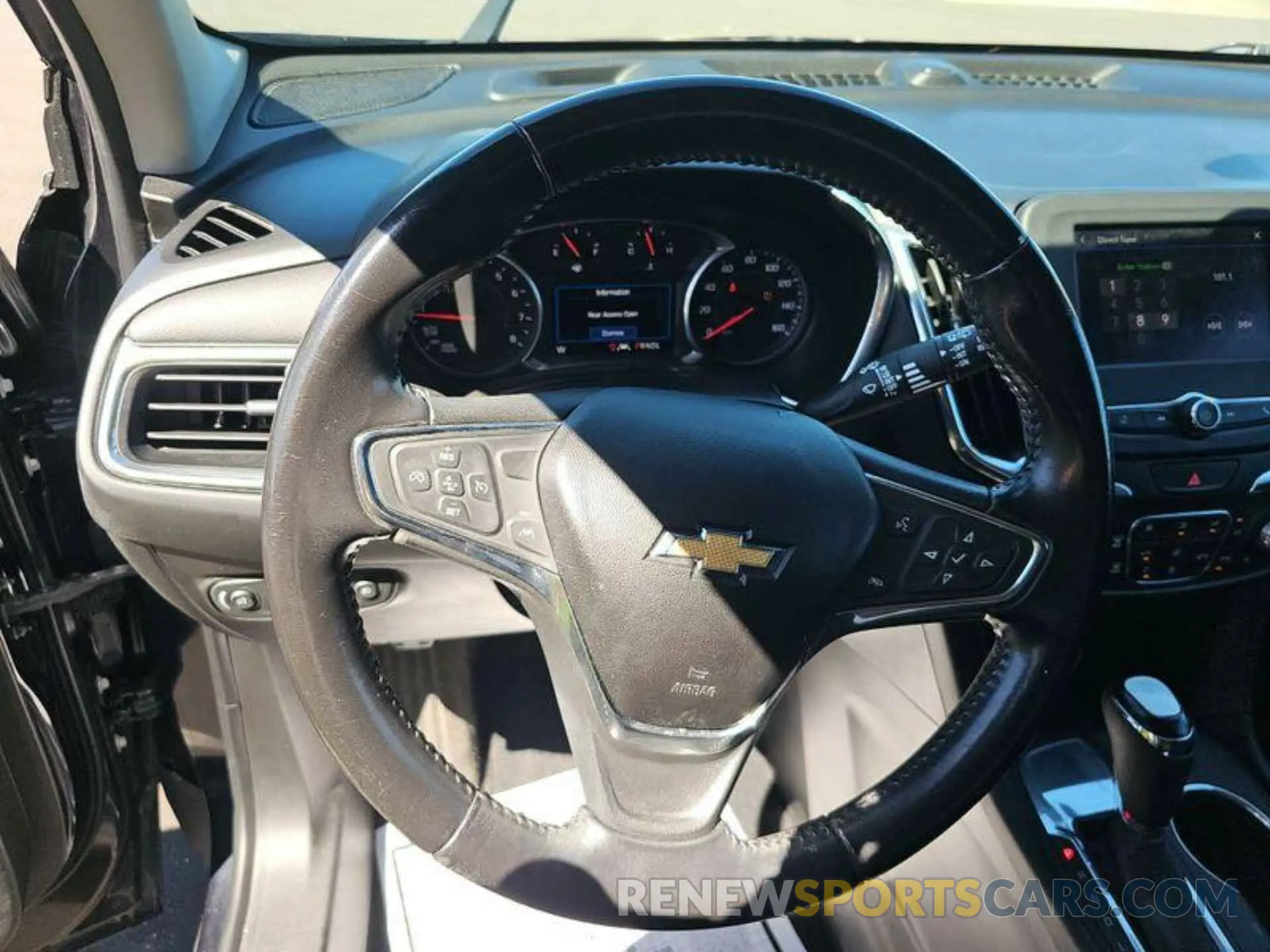 14 Photograph of a damaged car 2GNAXJEV2L6233018 CHEVROLET EQUINOX 2020