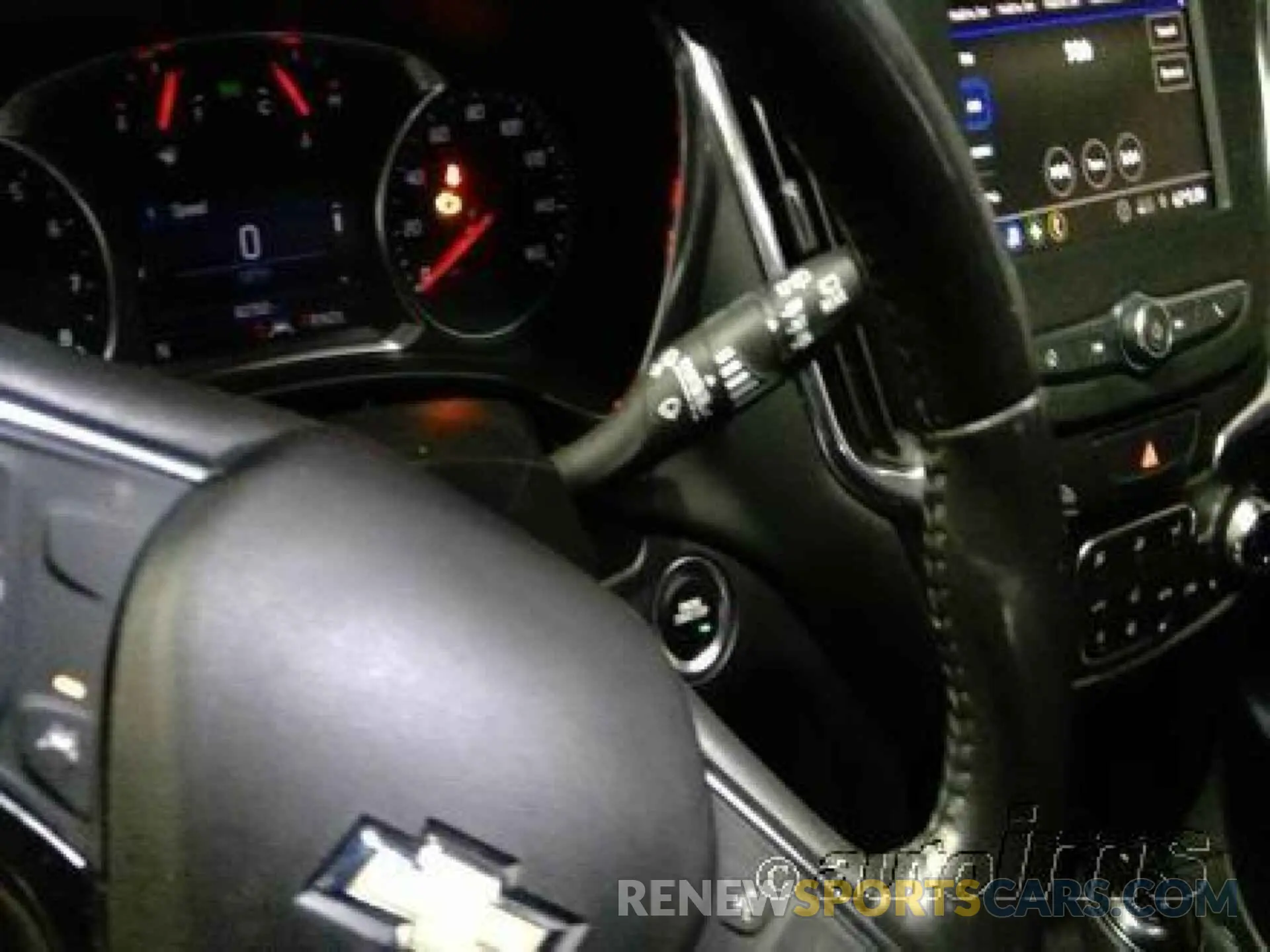 16 Photograph of a damaged car 2GNAXJEV2L6240731 CHEVROLET EQUINOX 2020