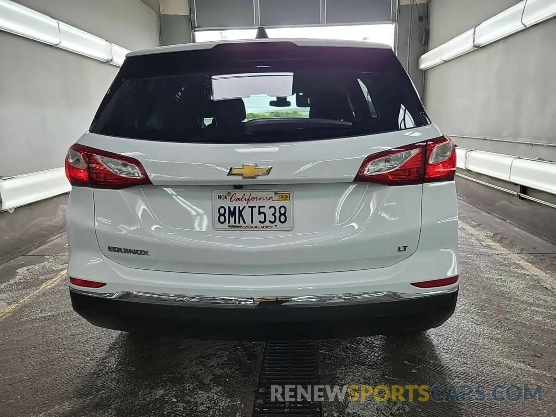 14 Photograph of a damaged car 2GNAXJEV3L6156658 CHEVROLET EQUINOX 2020