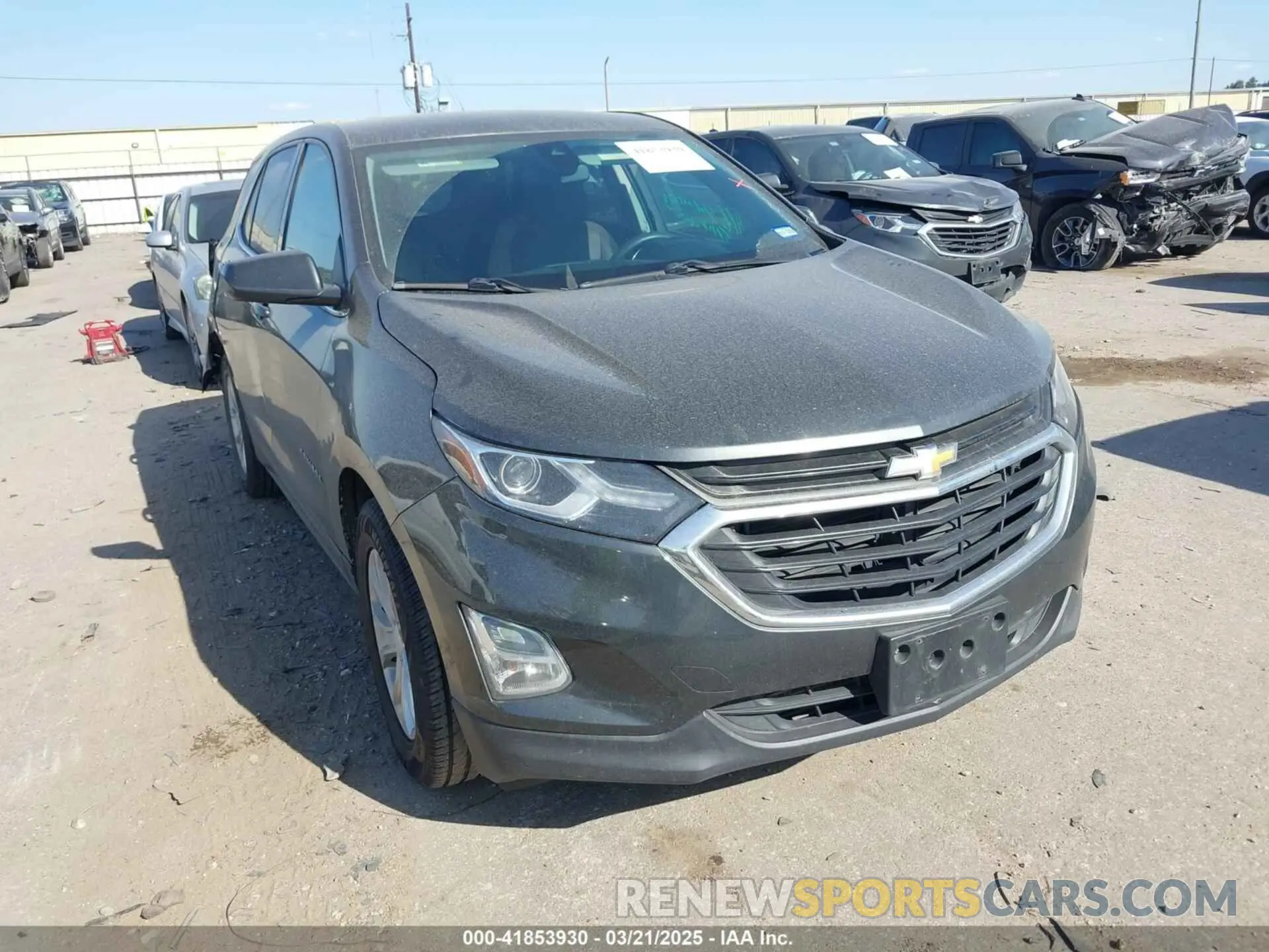 1 Photograph of a damaged car 2GNAXJEV3L6173217 CHEVROLET EQUINOX 2020