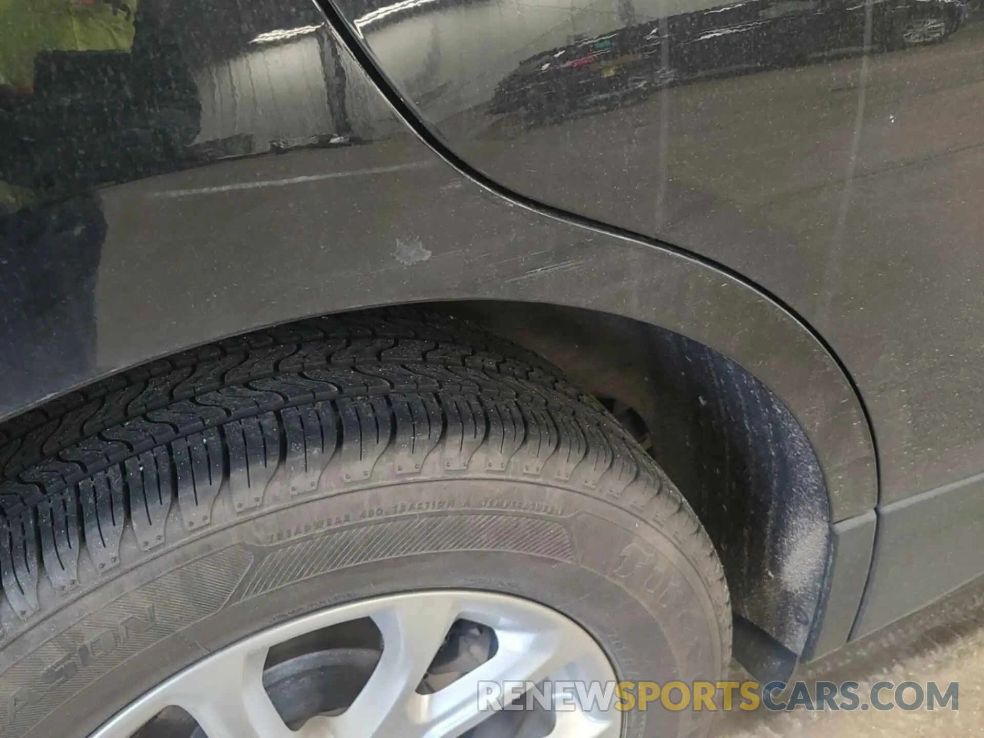 2 Photograph of a damaged car 2GNAXJEV3L6231083 CHEVROLET EQUINOX 2020