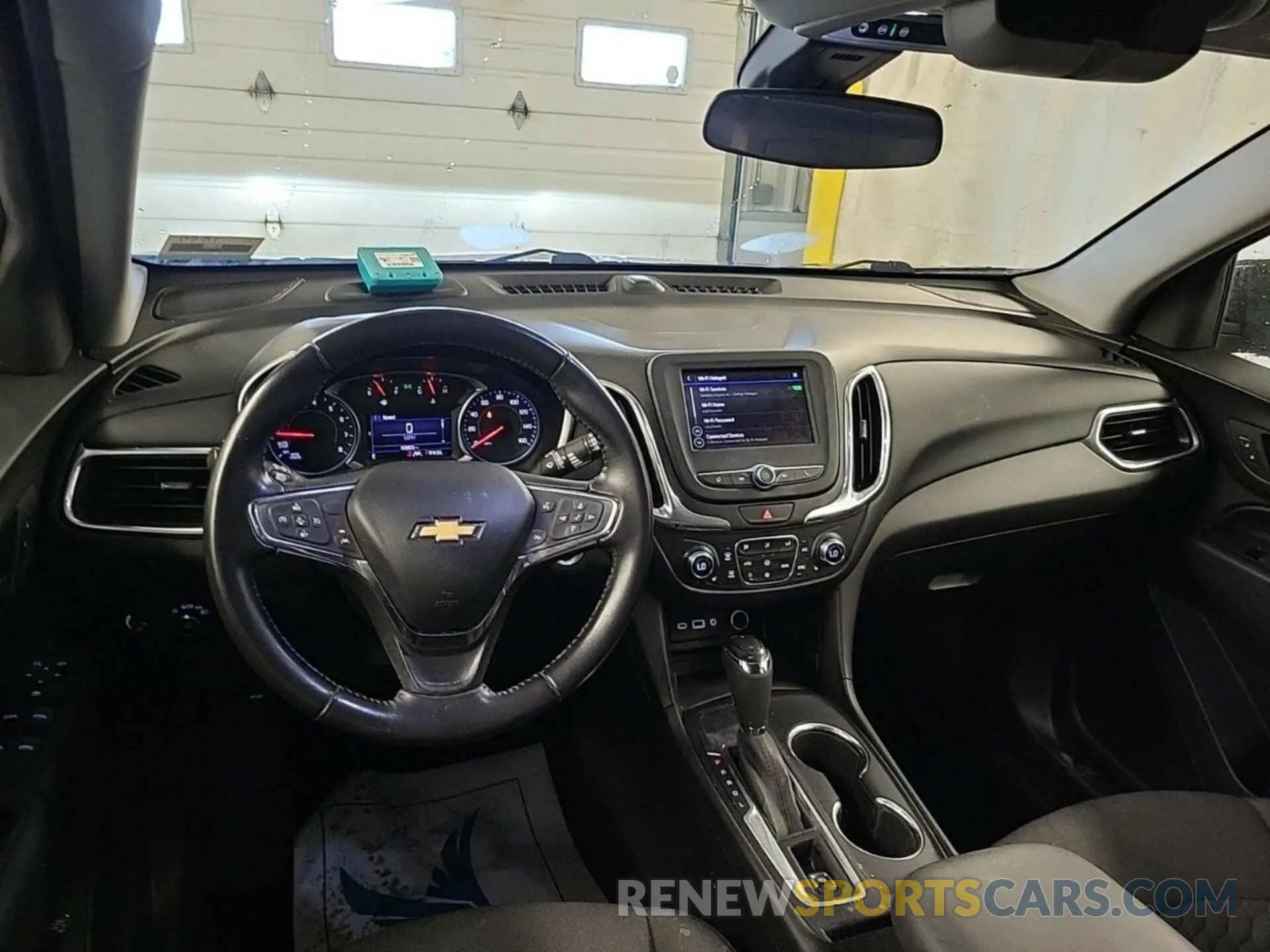 42 Photograph of a damaged car 2GNAXJEV3L6231083 CHEVROLET EQUINOX 2020