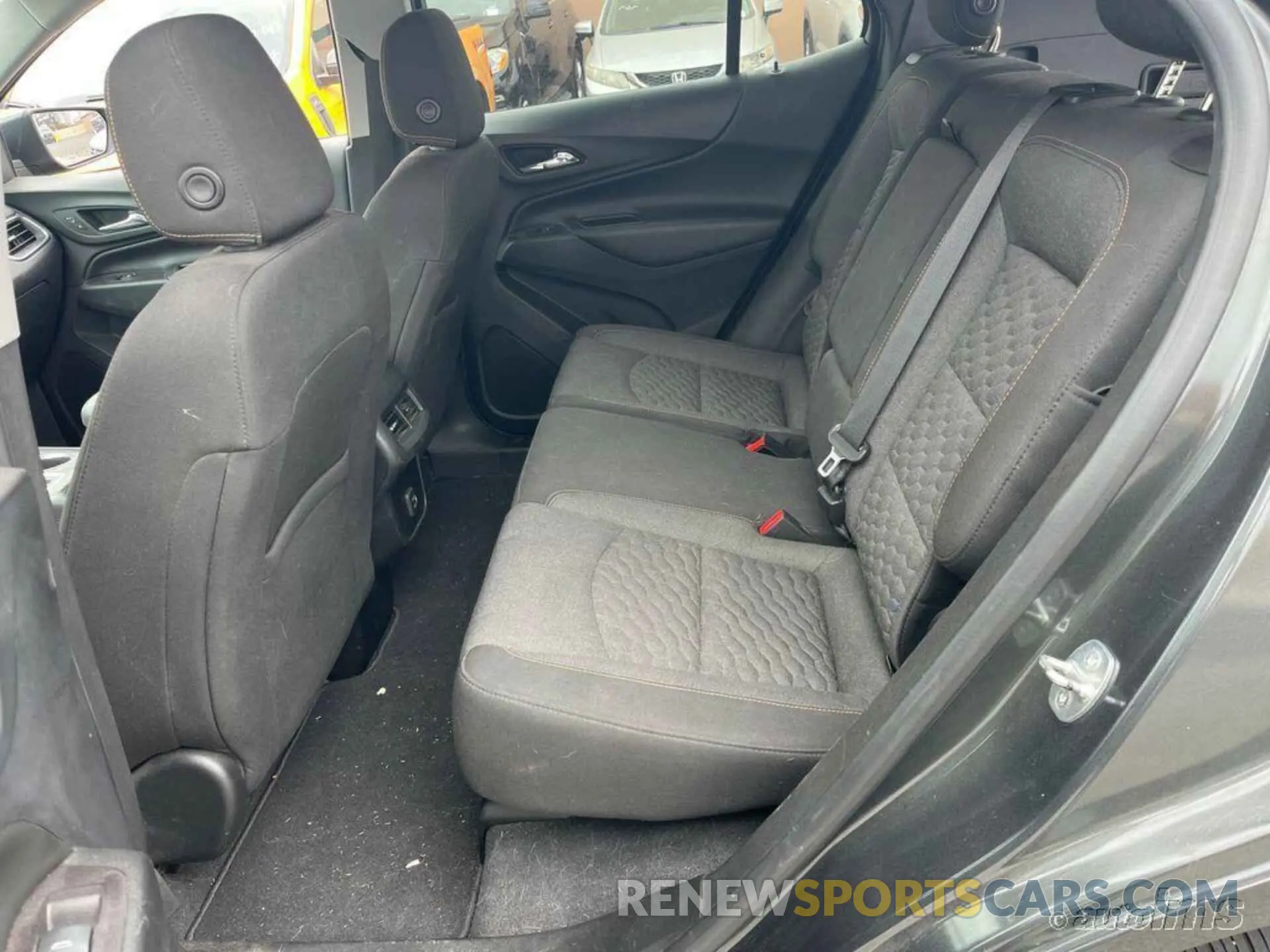 2 Photograph of a damaged car 2GNAXJEV3L6233397 CHEVROLET EQUINOX 2020