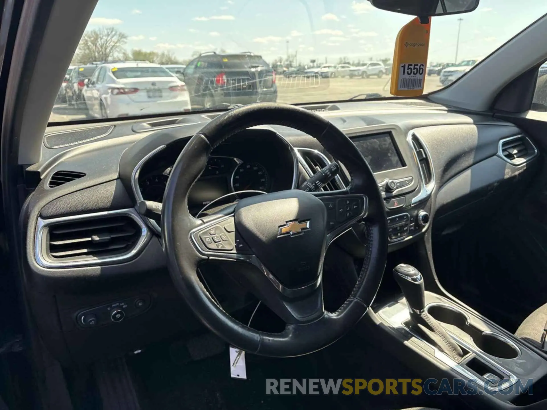 19 Photograph of a damaged car 2GNAXJEV3L6239149 CHEVROLET EQUINOX 2020